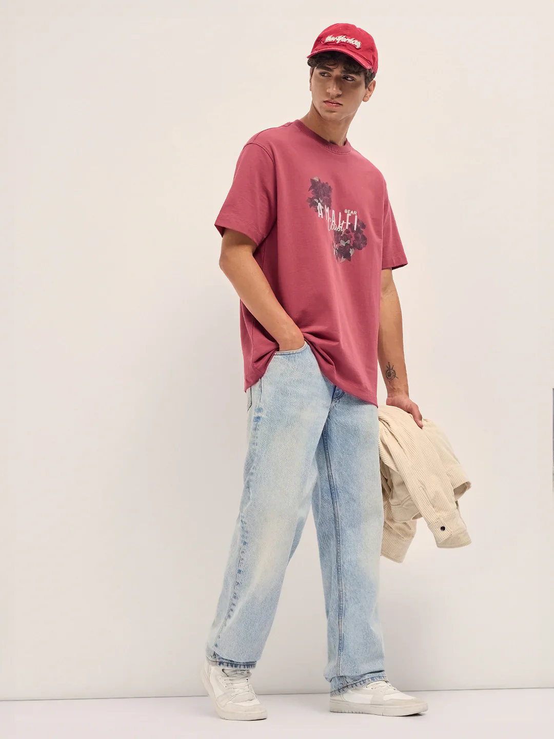 Men Maroon Graphic Back Print Oversized T-Shirt - Image 3