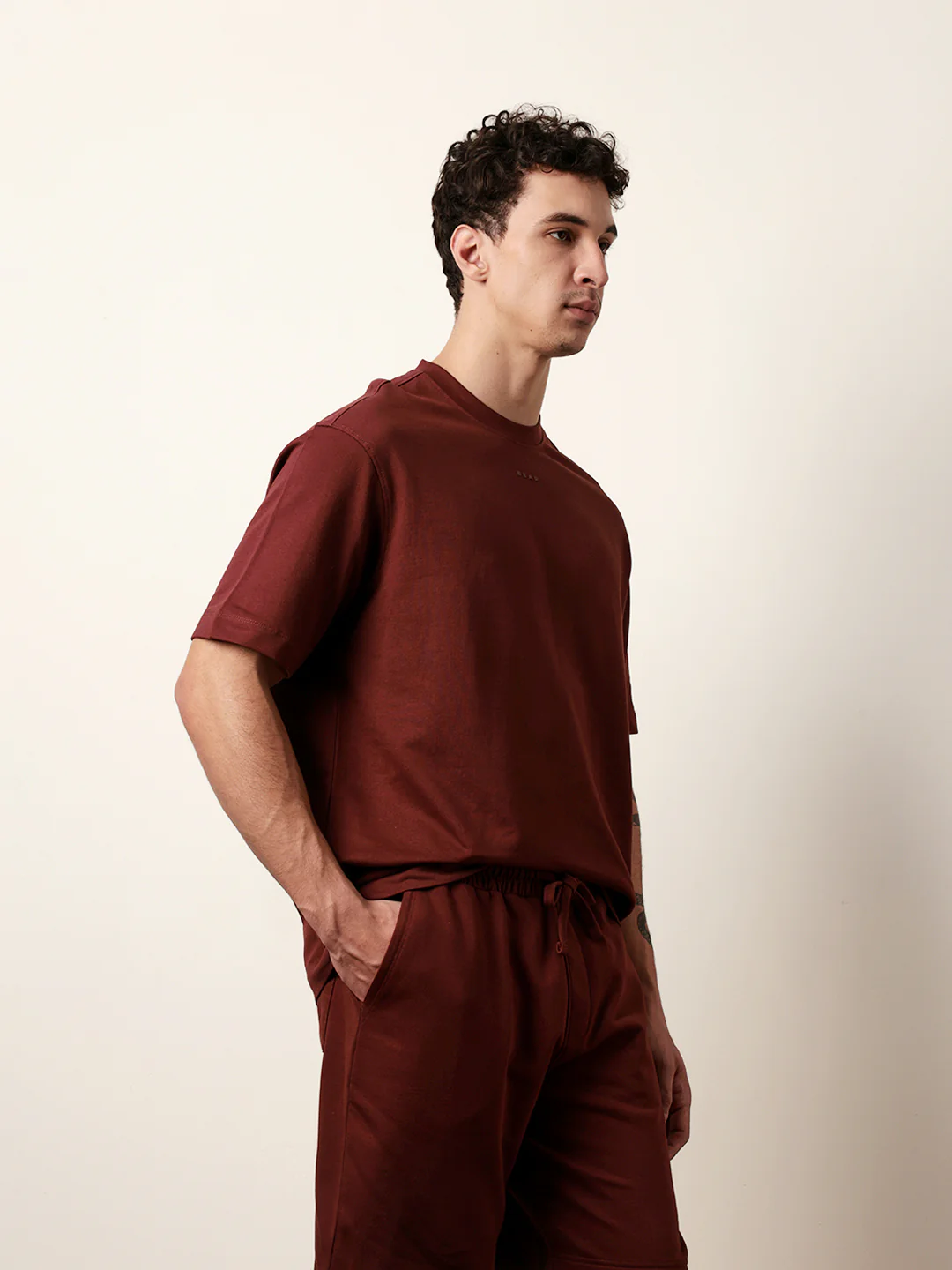 Men Maroon Half Sleeve Oversize T-Shirt - Image 5