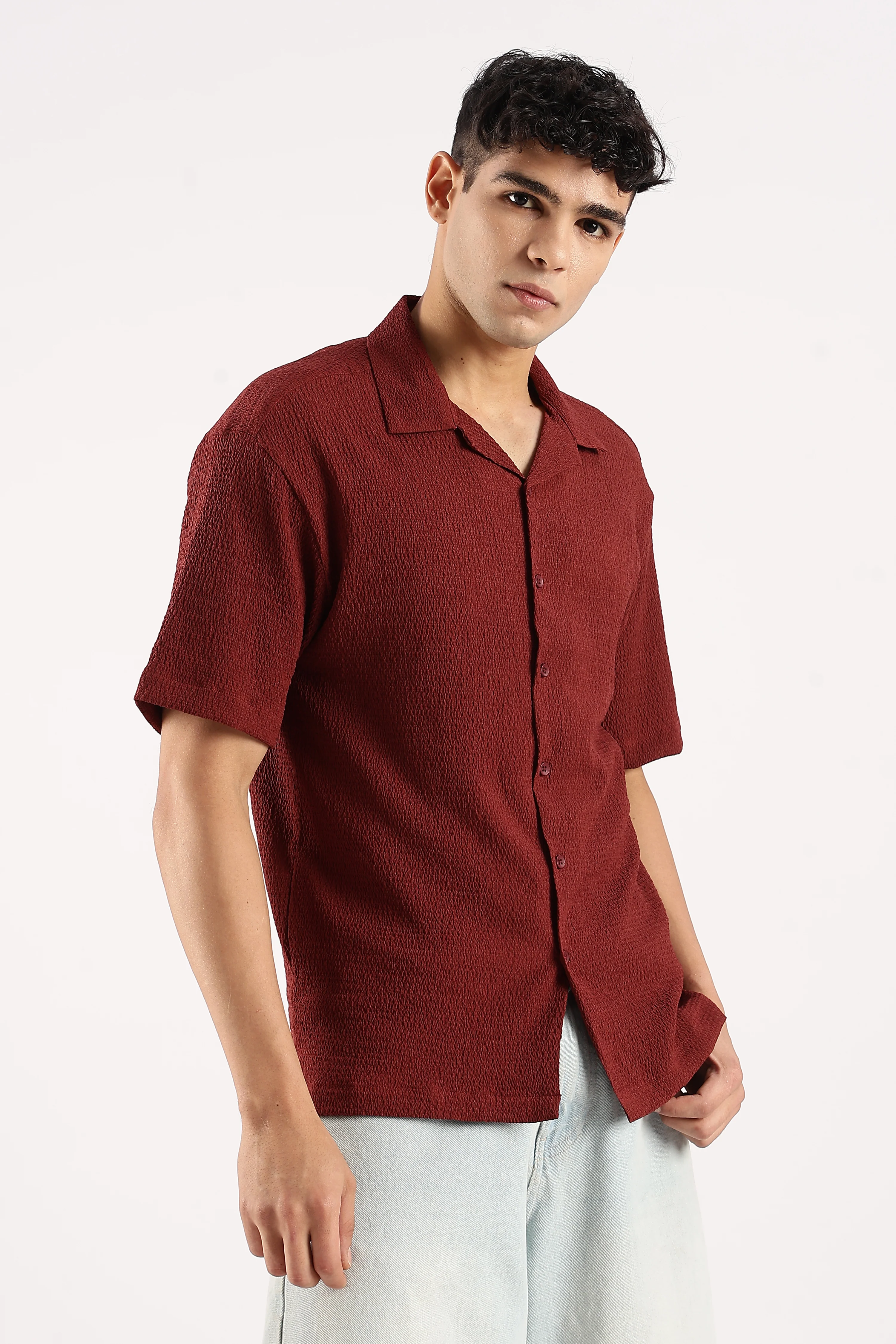 Men Maroon Poly Textured Shirt - Image 2