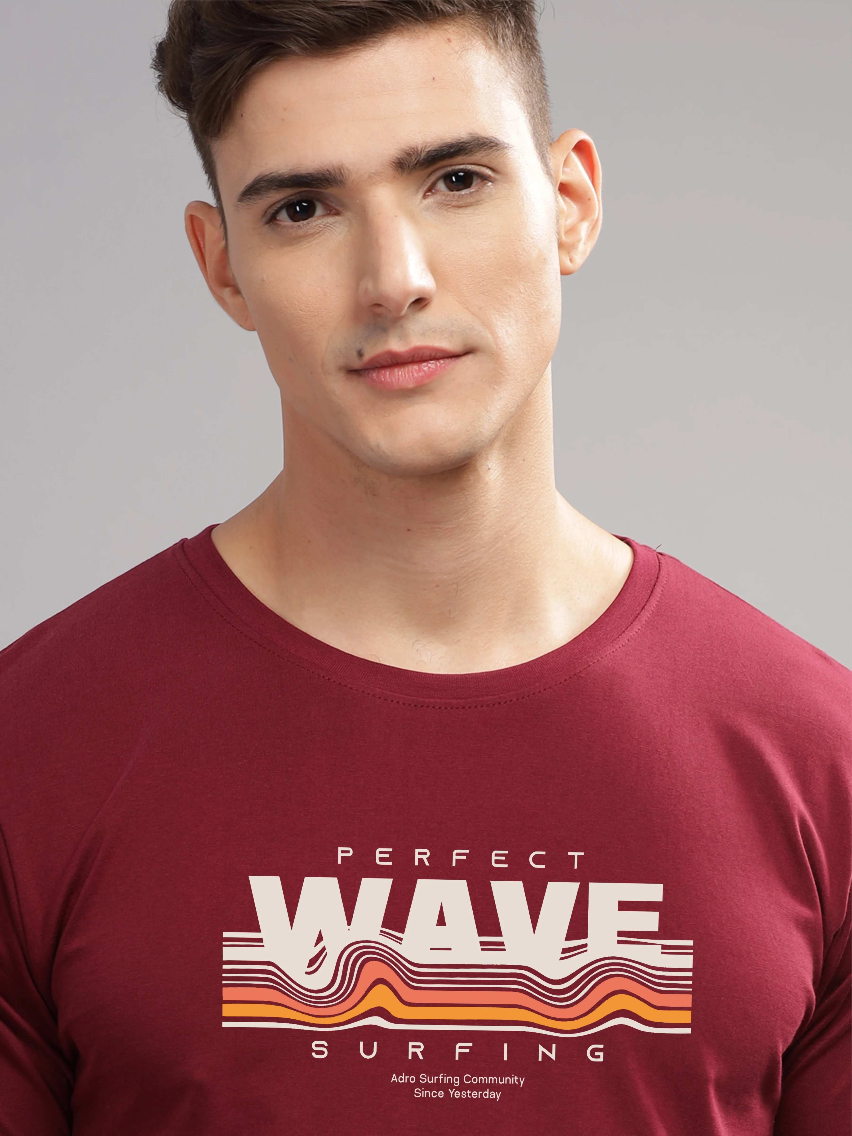 Men Maroon Round Neck T Shirt - Image 2