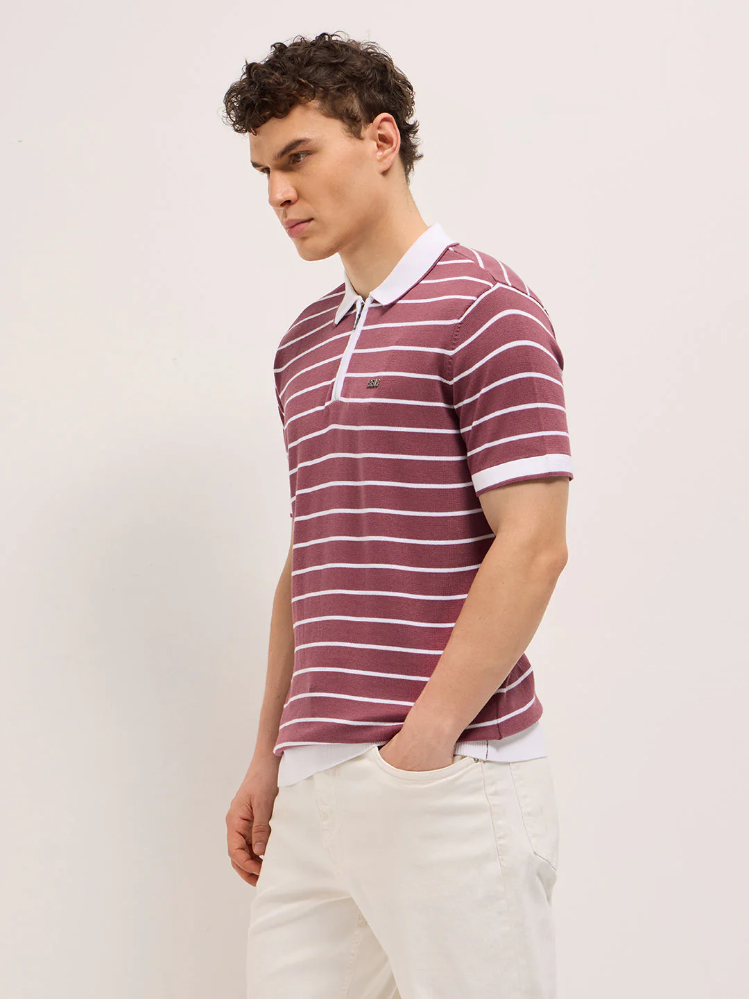 Men Maroon Slim Fit Polo - Image 3