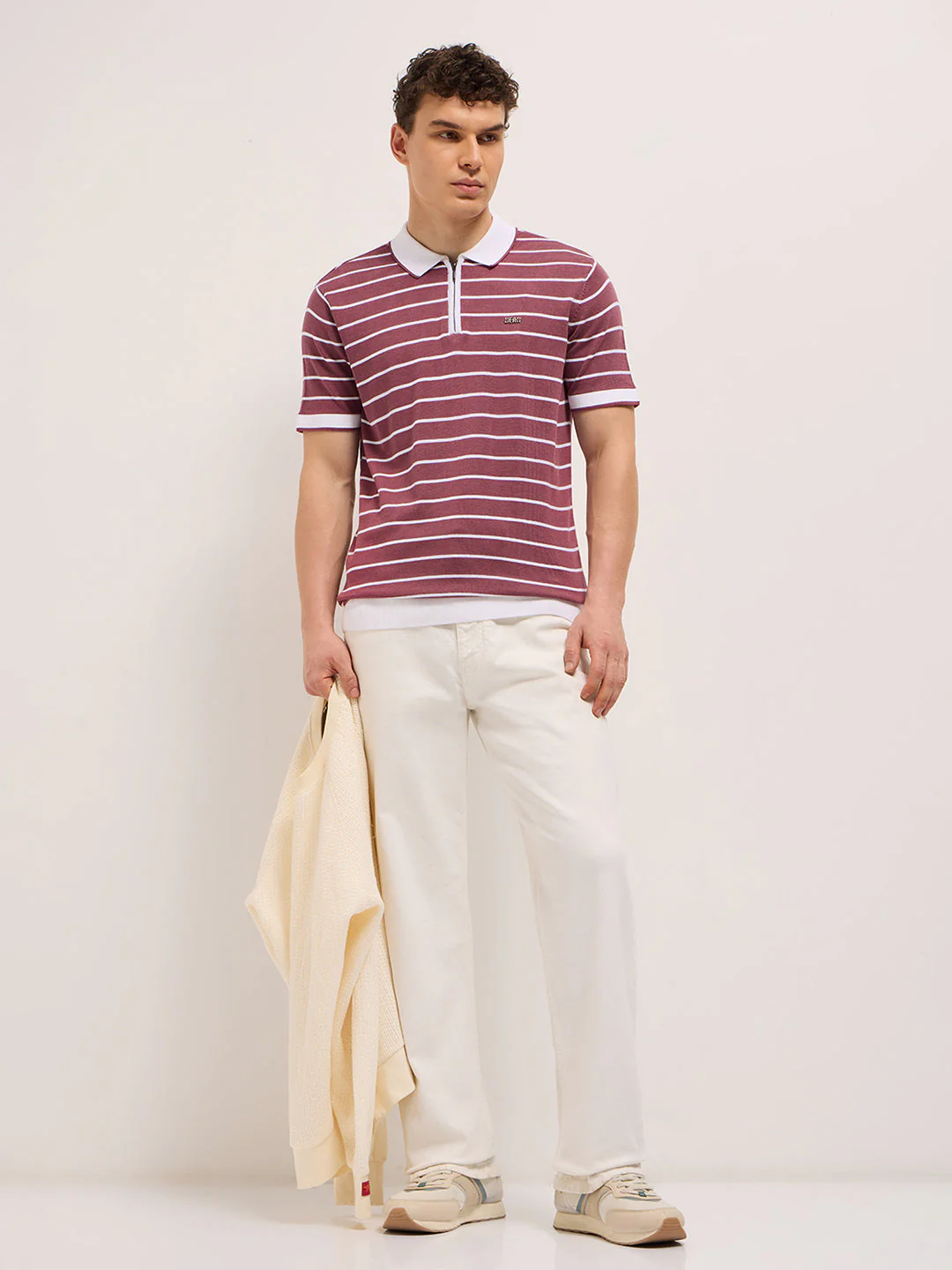 Men Maroon Slim Fit Polo - Image 4