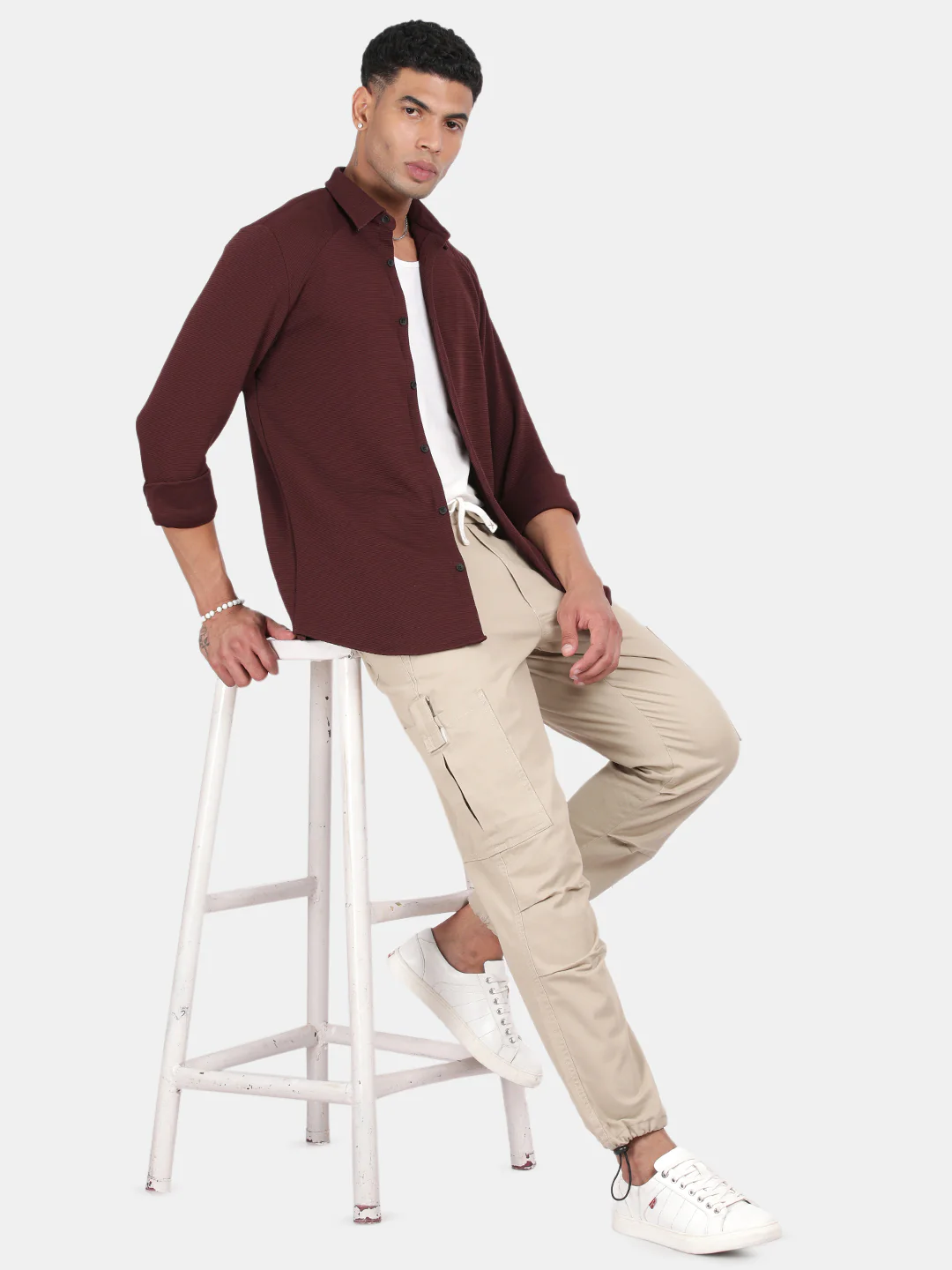 Men Maroon Slim Fit Spread Collar Full Sleeve Casual Shirt - Image 3