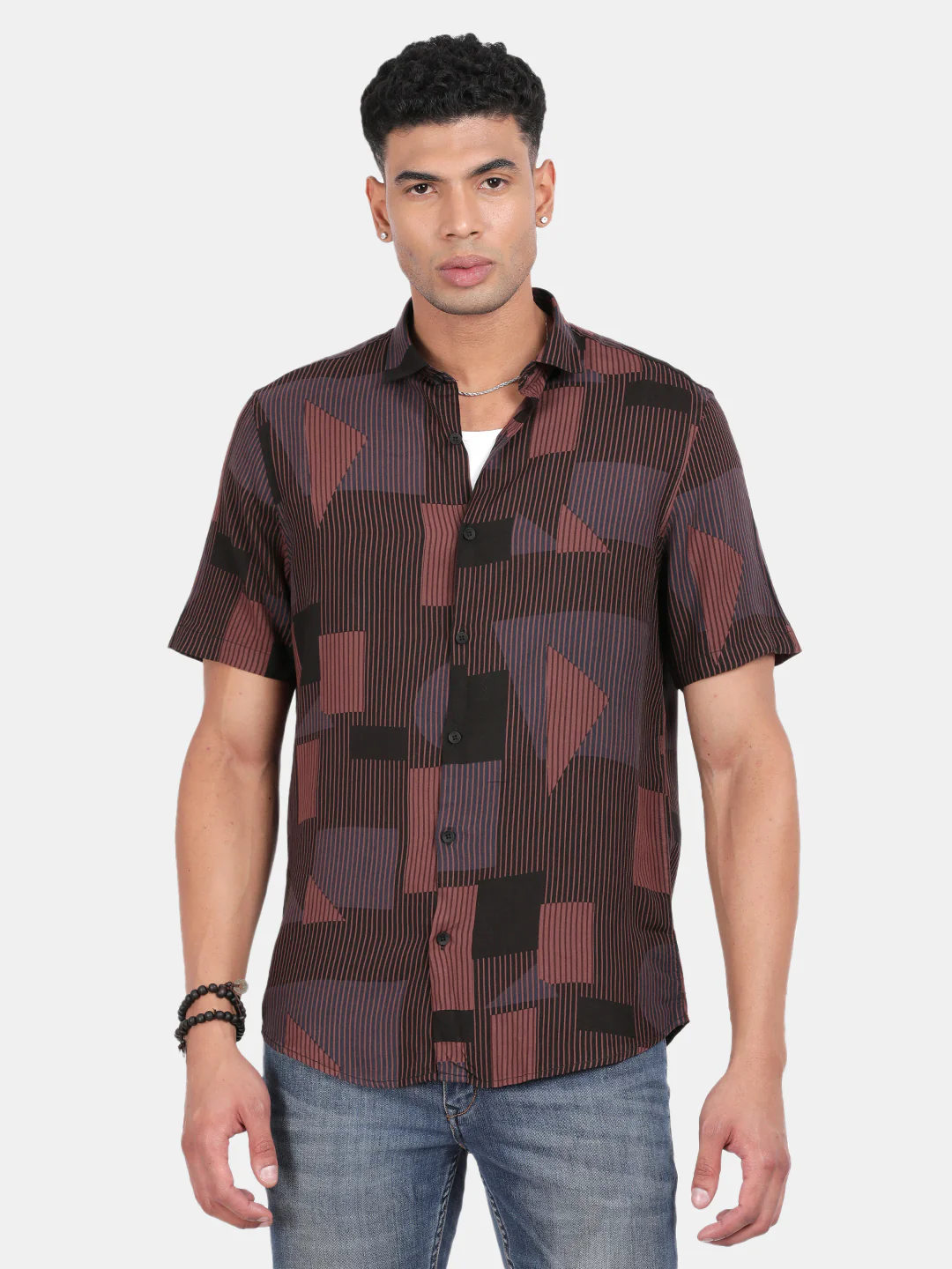 Men Maroon Slim Fit Spread Collar Half Sleeve Casual Shirt - Image 4