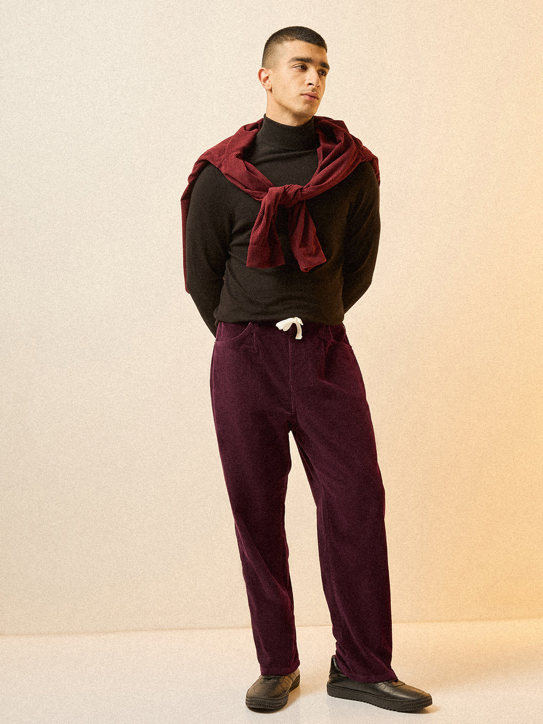 Men Maroon Solid Corduroy Cotton Pant - Image 4