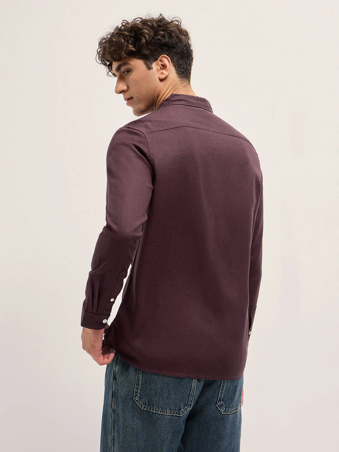 Men Maroon Solid Lyocell Slim Fit Casual Shirt - Image 2