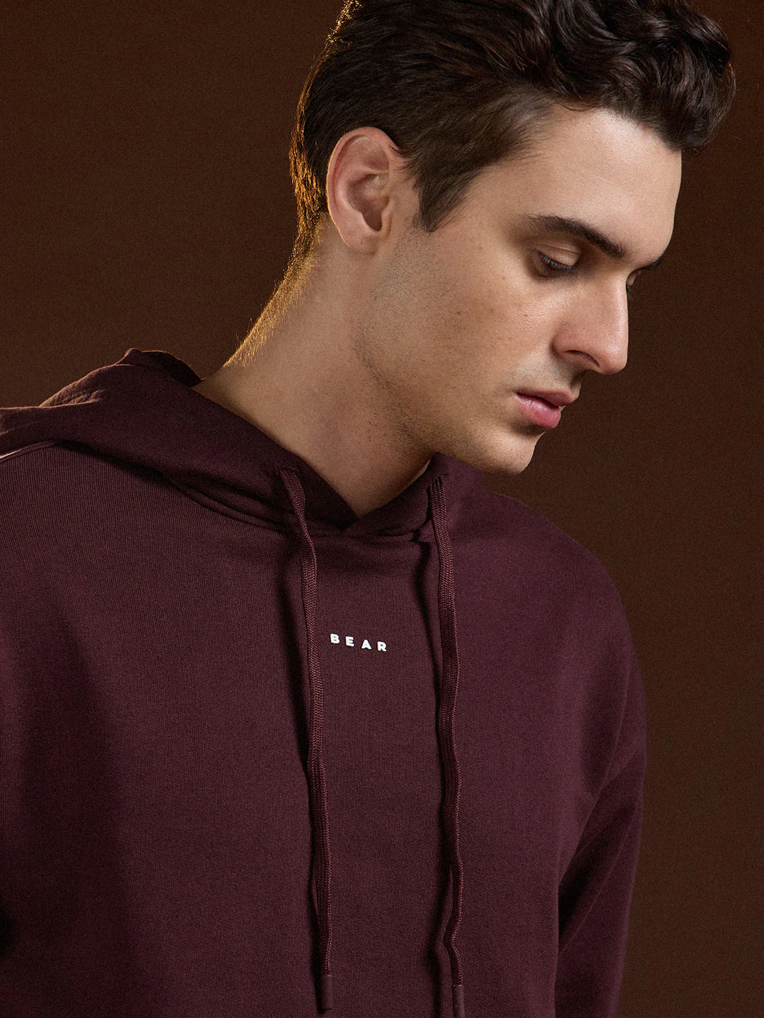 Men Maroon Solid Relax Fit Hoodie - Image 5