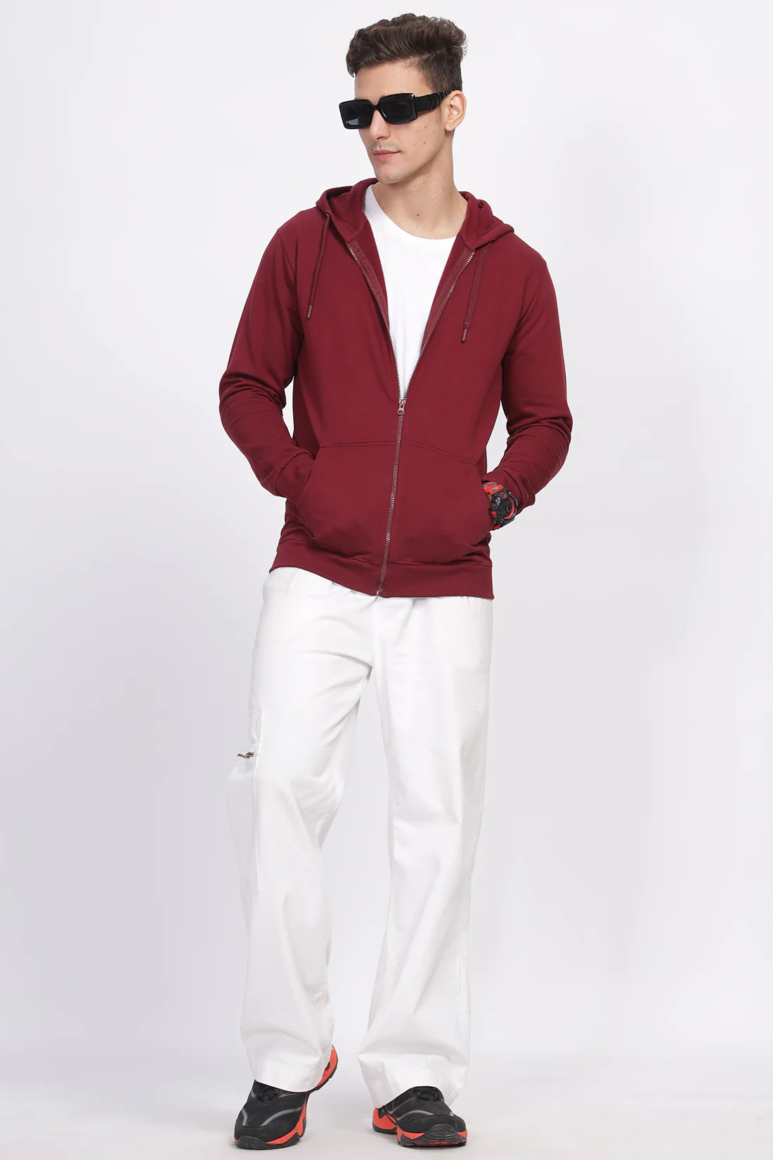 Men Maroon Sweatshirt With Zipper Hoodies - Image 4