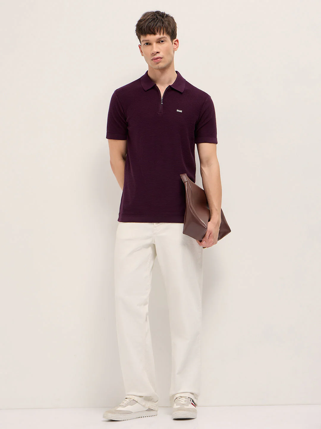 Men Maroon Textured Flat Knit Slim Fit Polo - Image 4