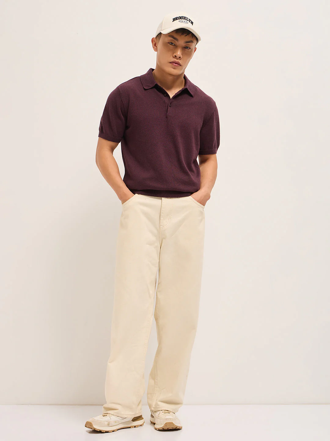Men Maroon Textured Knit Solid Regular Fit Polo - Image 4