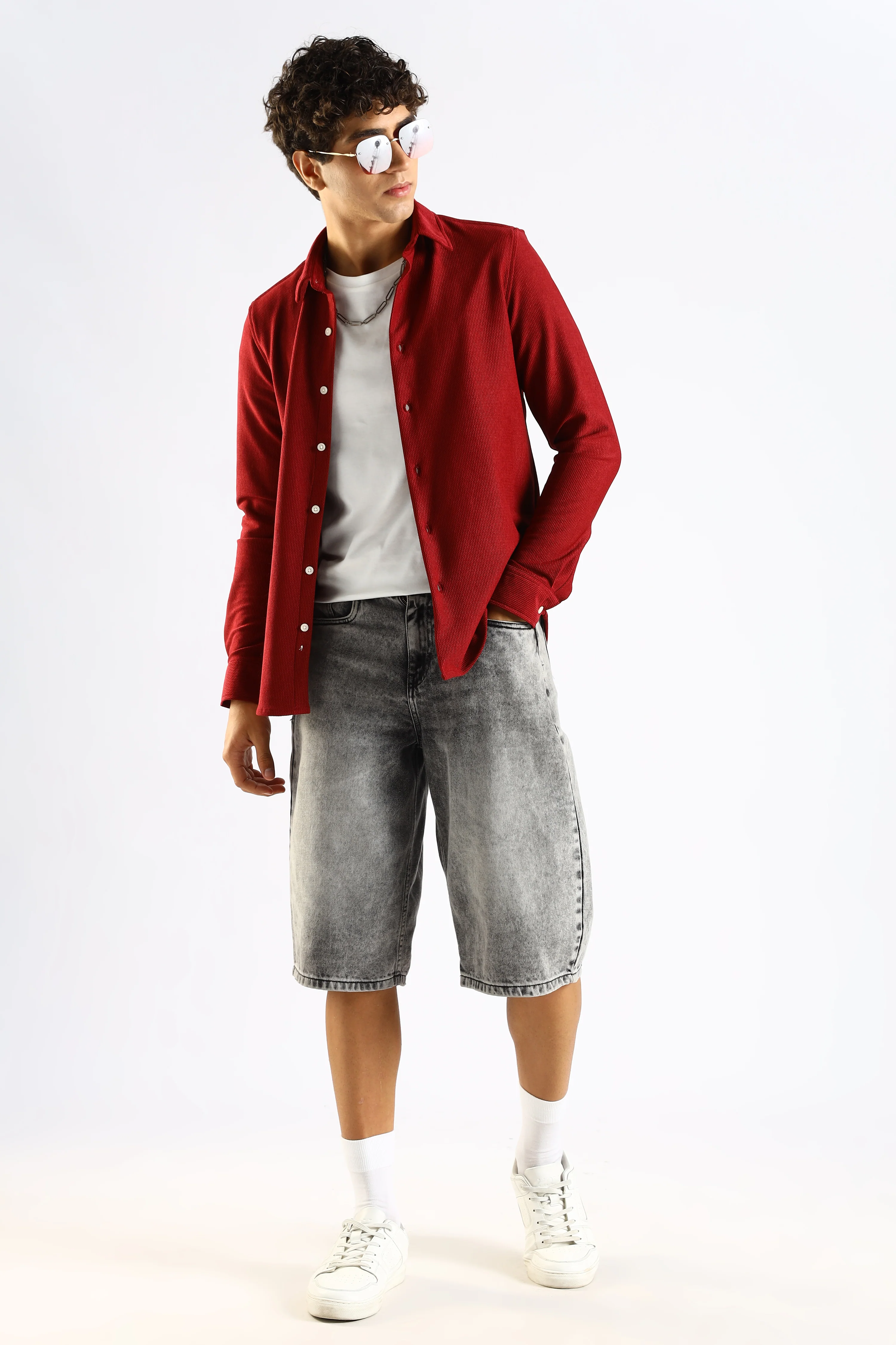 Men Maroon Textured Spread Collar Shirt - Image 7