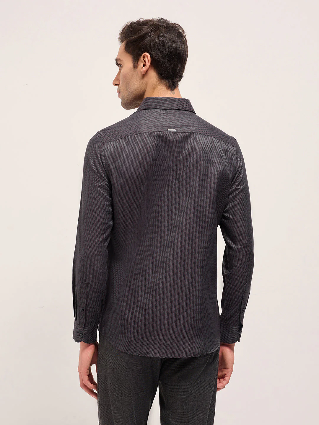 Men Maroon Woven Design Tailored Fit Formal Shirt - Image 2