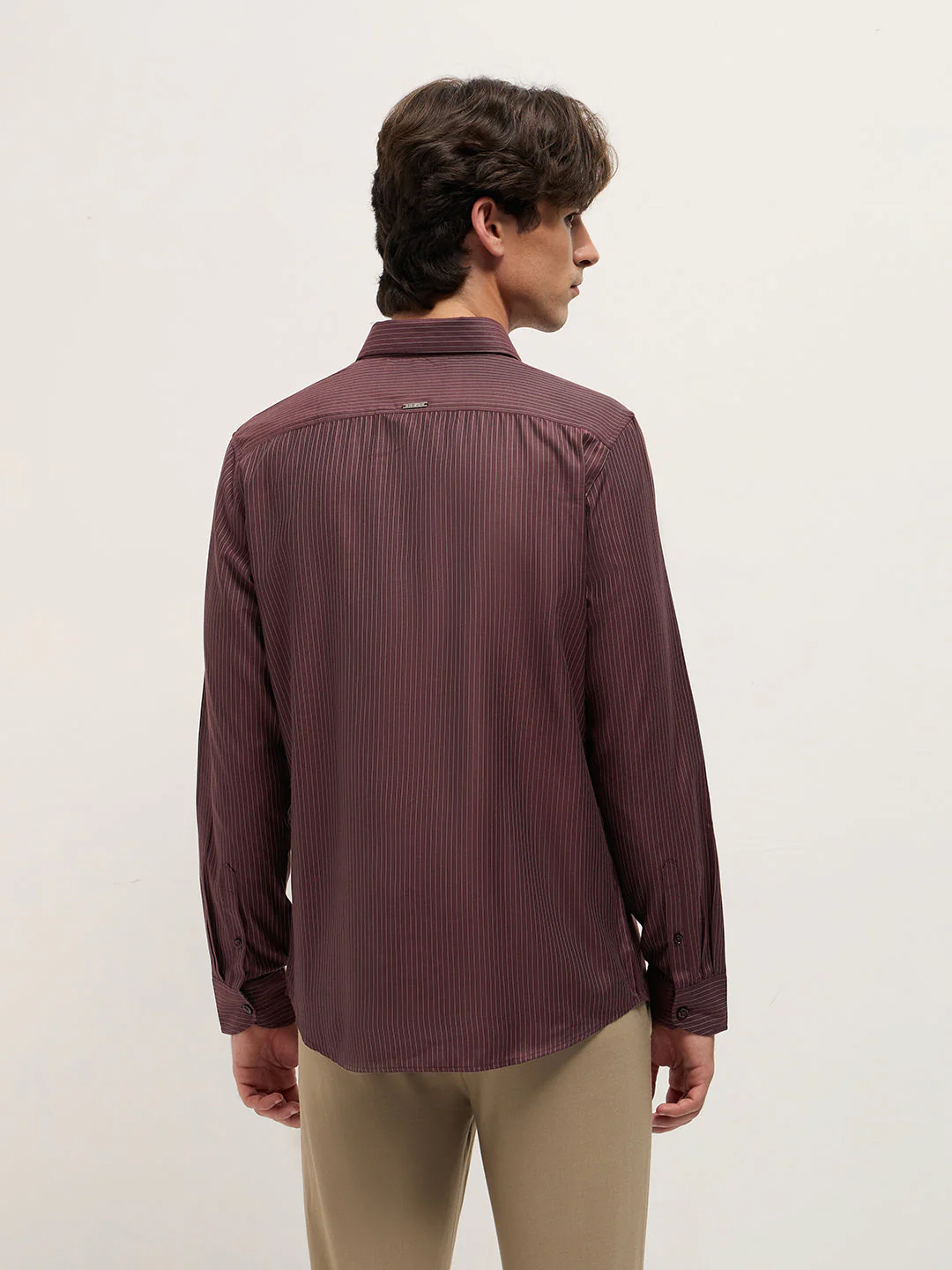 Men Maroon Woven Pin Stripe Design Tailored Fit Formal Shirt - Image 2