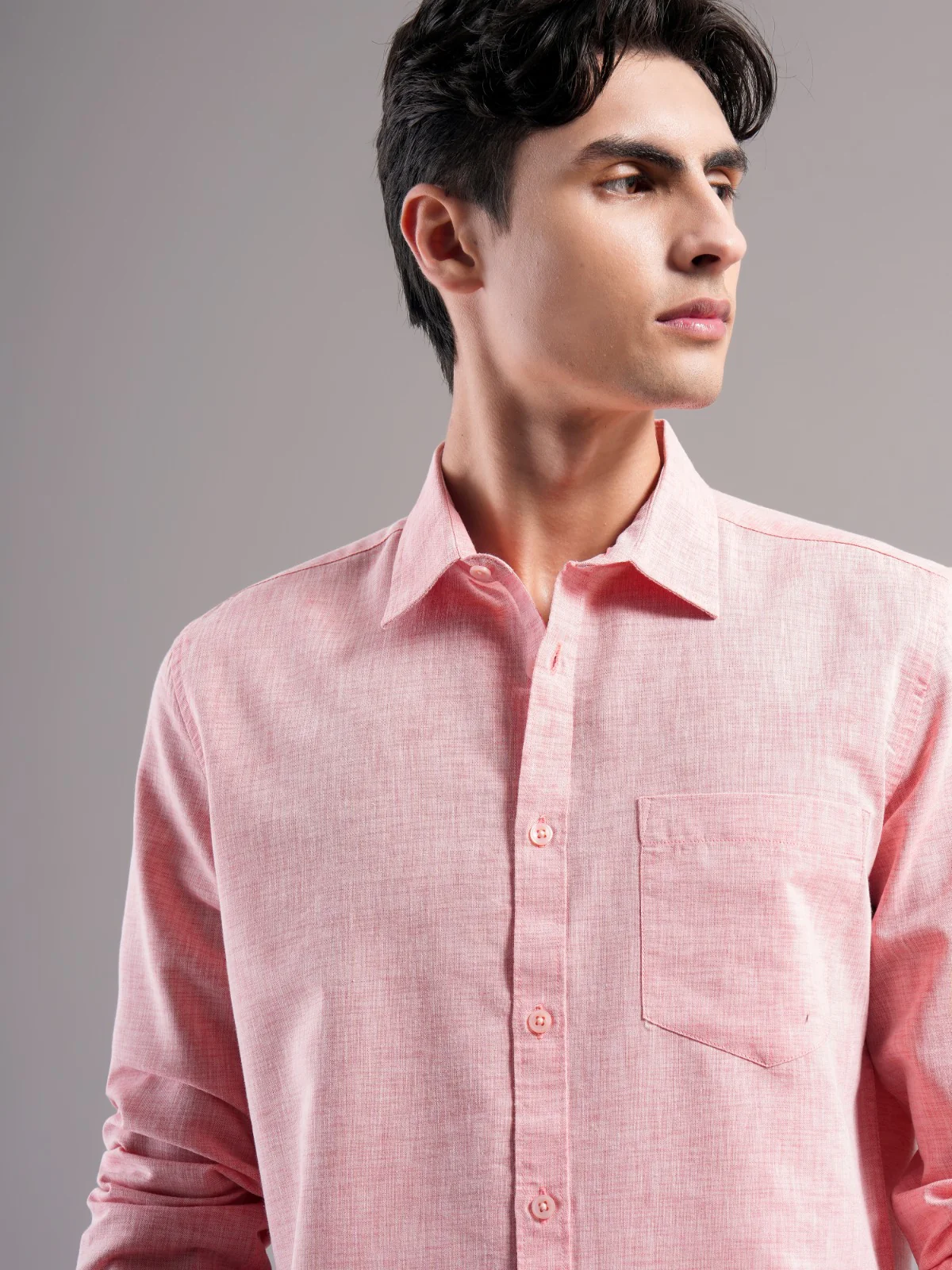 Men Mauve Solid Casual Shirt - Image 3