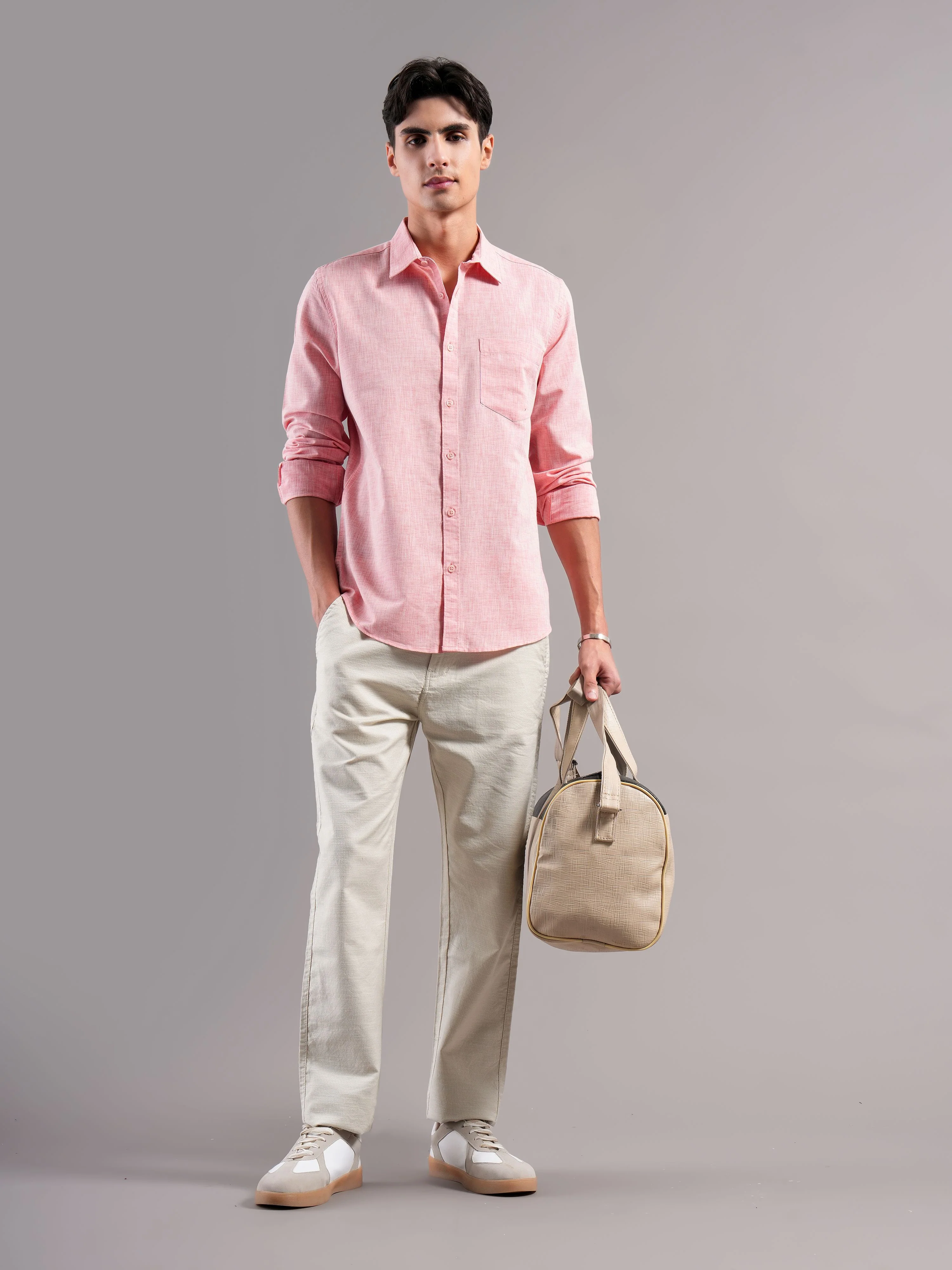 Men Mauve Solid Casual Shirt - Image 4
