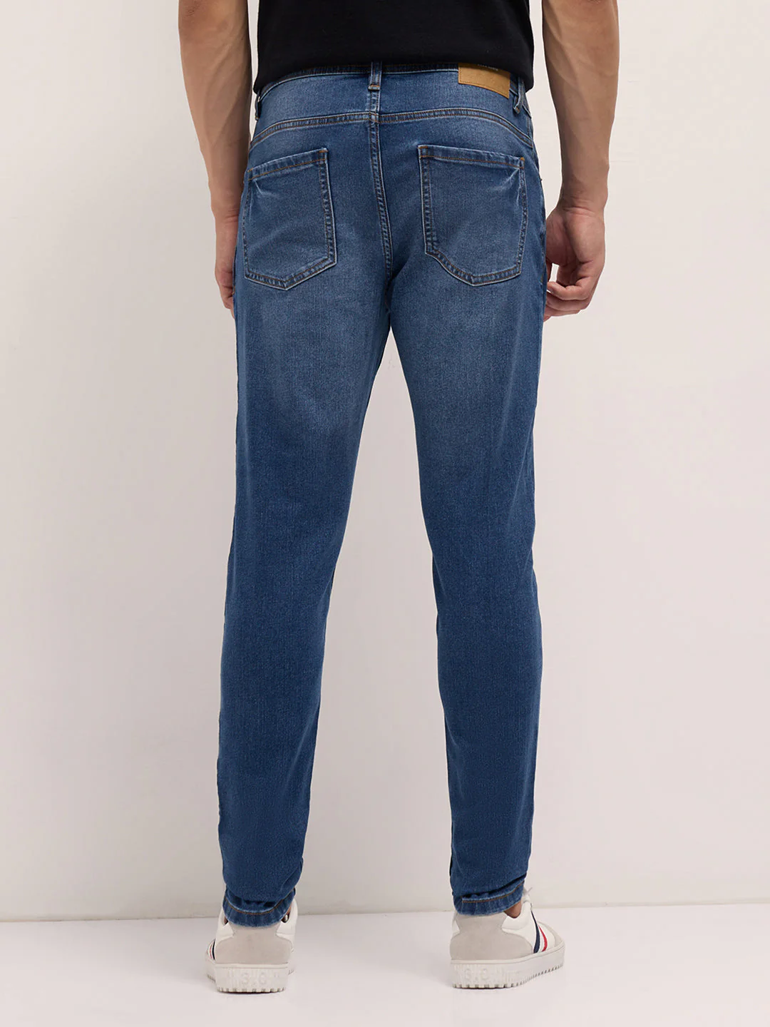 Men Mid Blue Mid-Rise Skinny Fit Jeans - Image 2