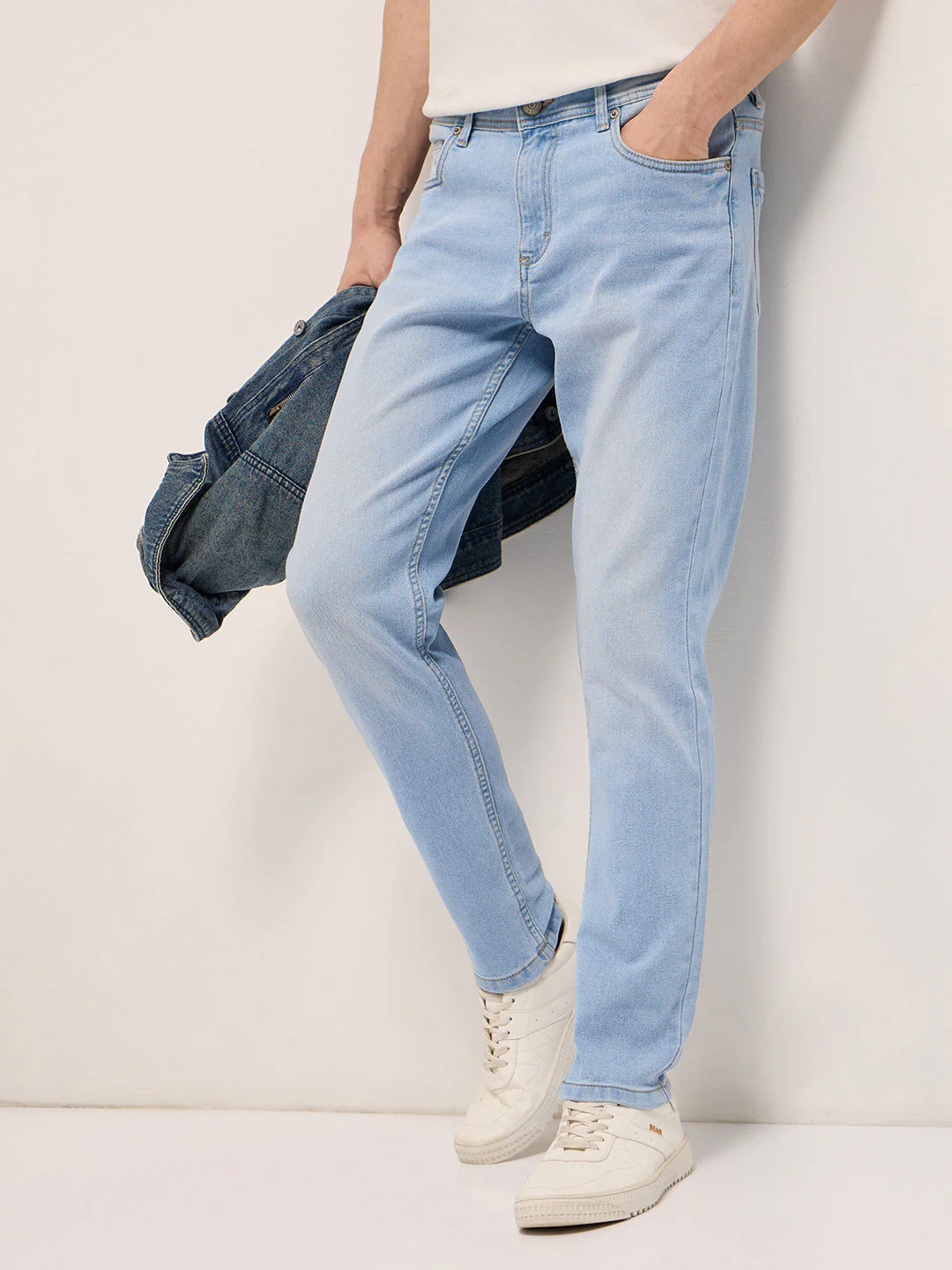Men Mid Blue Mid-Rise Slim Fit Jeans