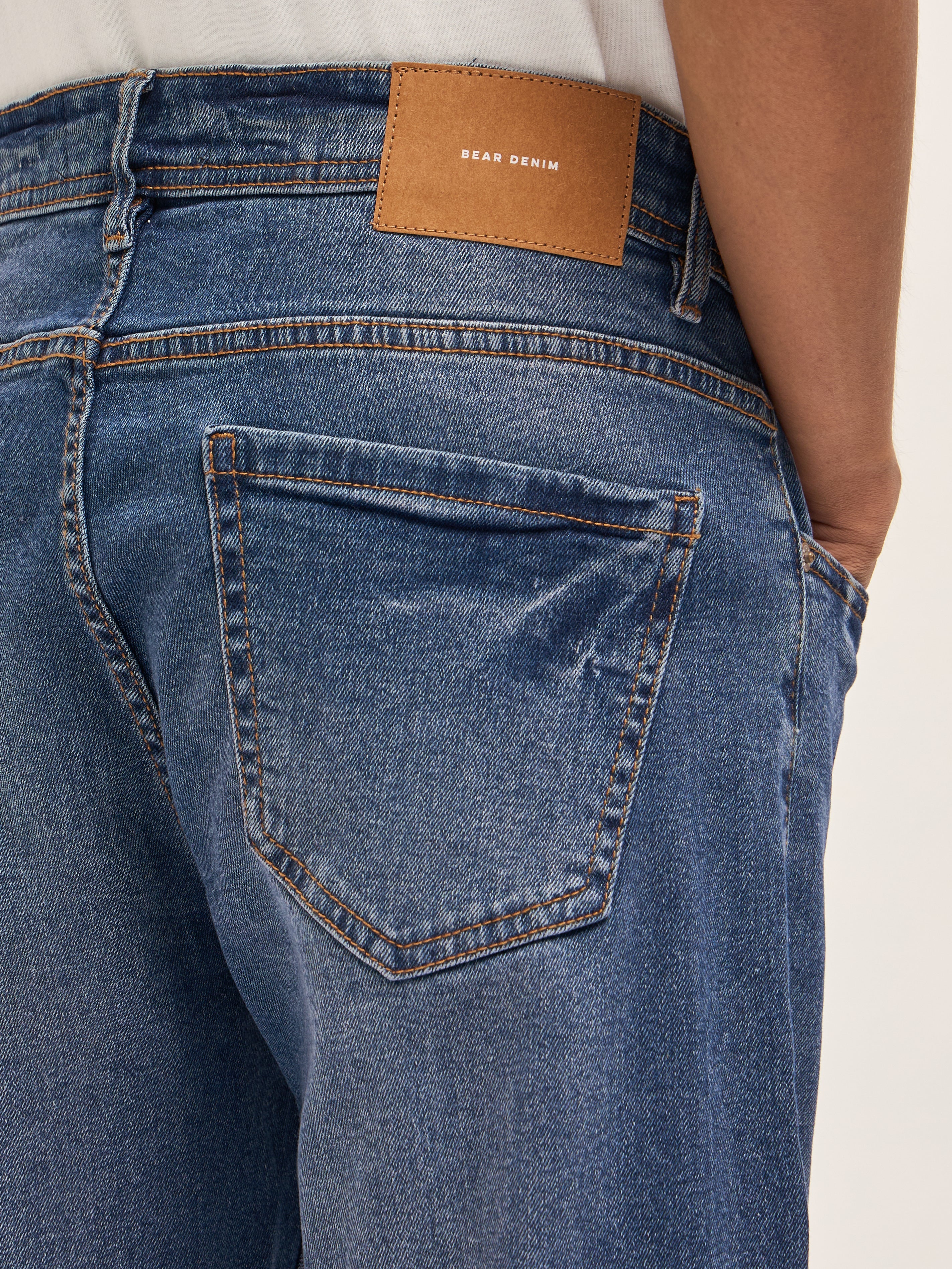 Men Mid Blue Mid-Rise Slim Fit Jeans - Image 6