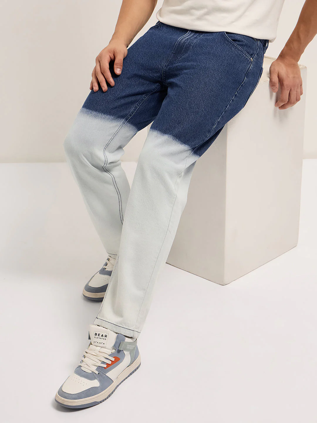 Men Mid Blue Mid-Rise Straight Fit Jeans