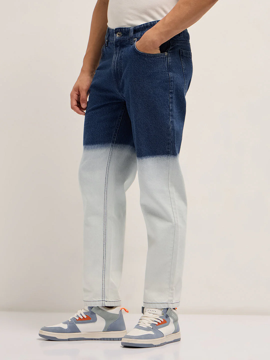 Men Mid Blue Mid-Rise Straight Fit Jeans - Image 3