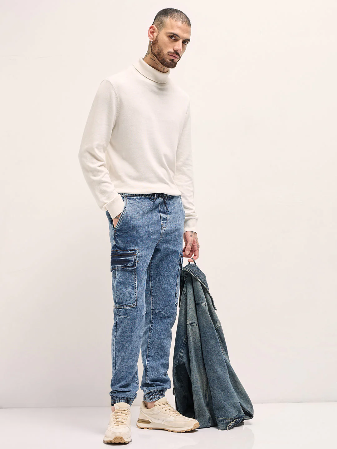 Men Mid Blue Slim Fit Jogger-Style jean - Image 4