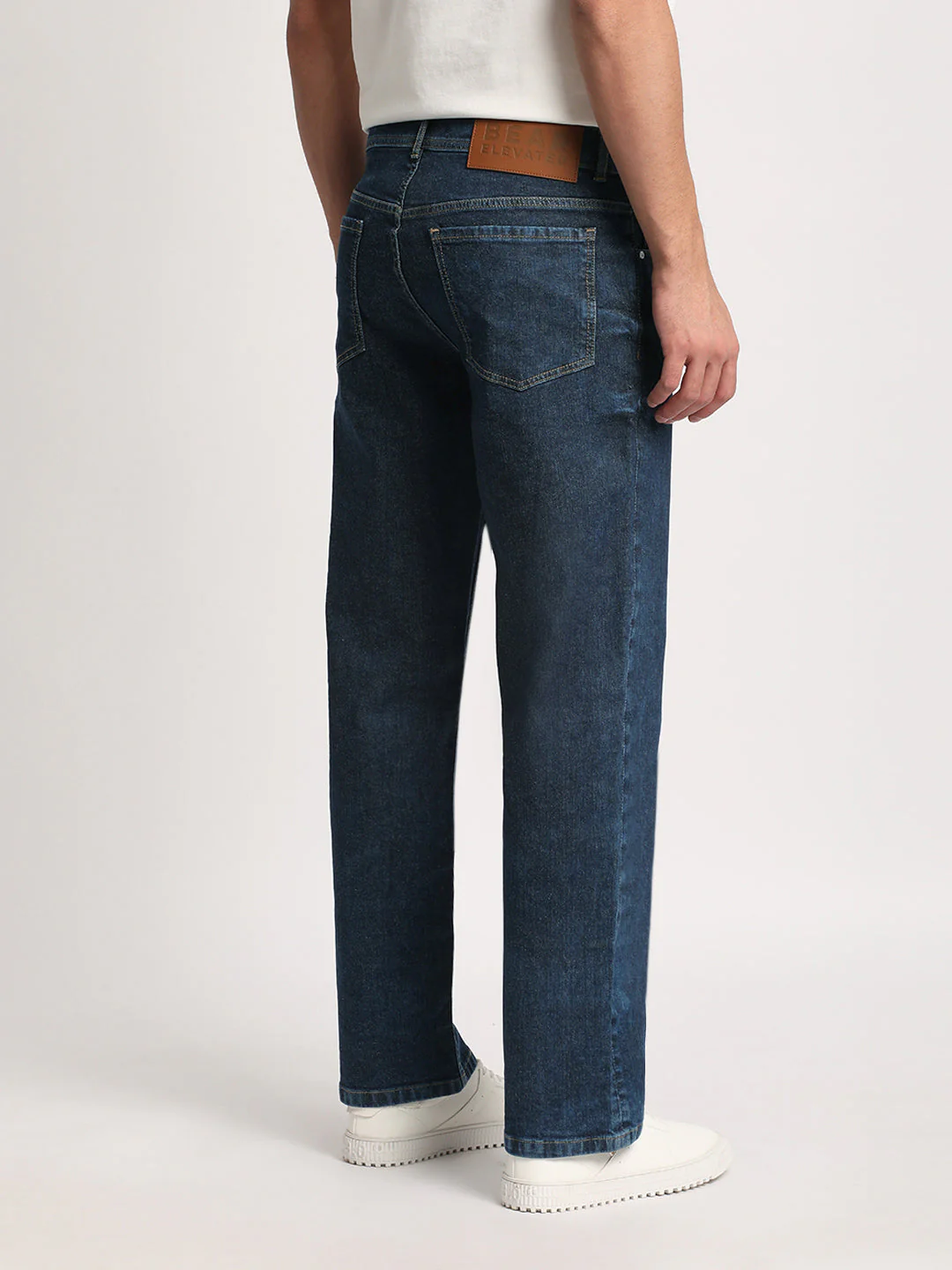Men Mid Blue Solid Mid Rise Straight Fit Jean - Image 4