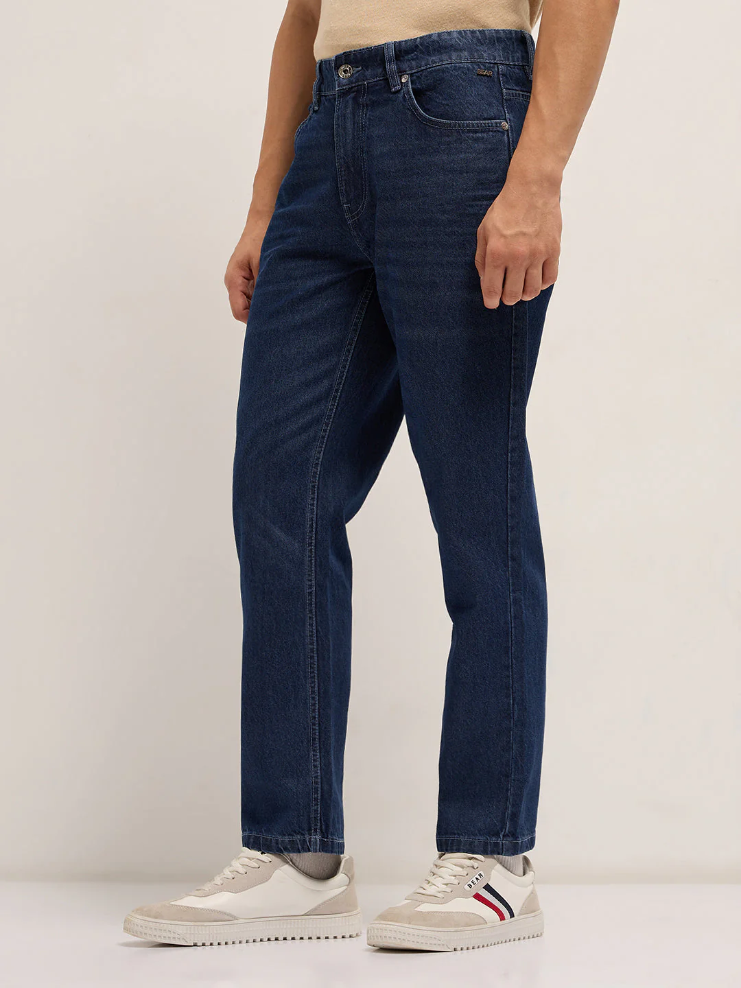 Men Mid Blue Solid Mid-Rise Straight Fit Jeans - Image 3