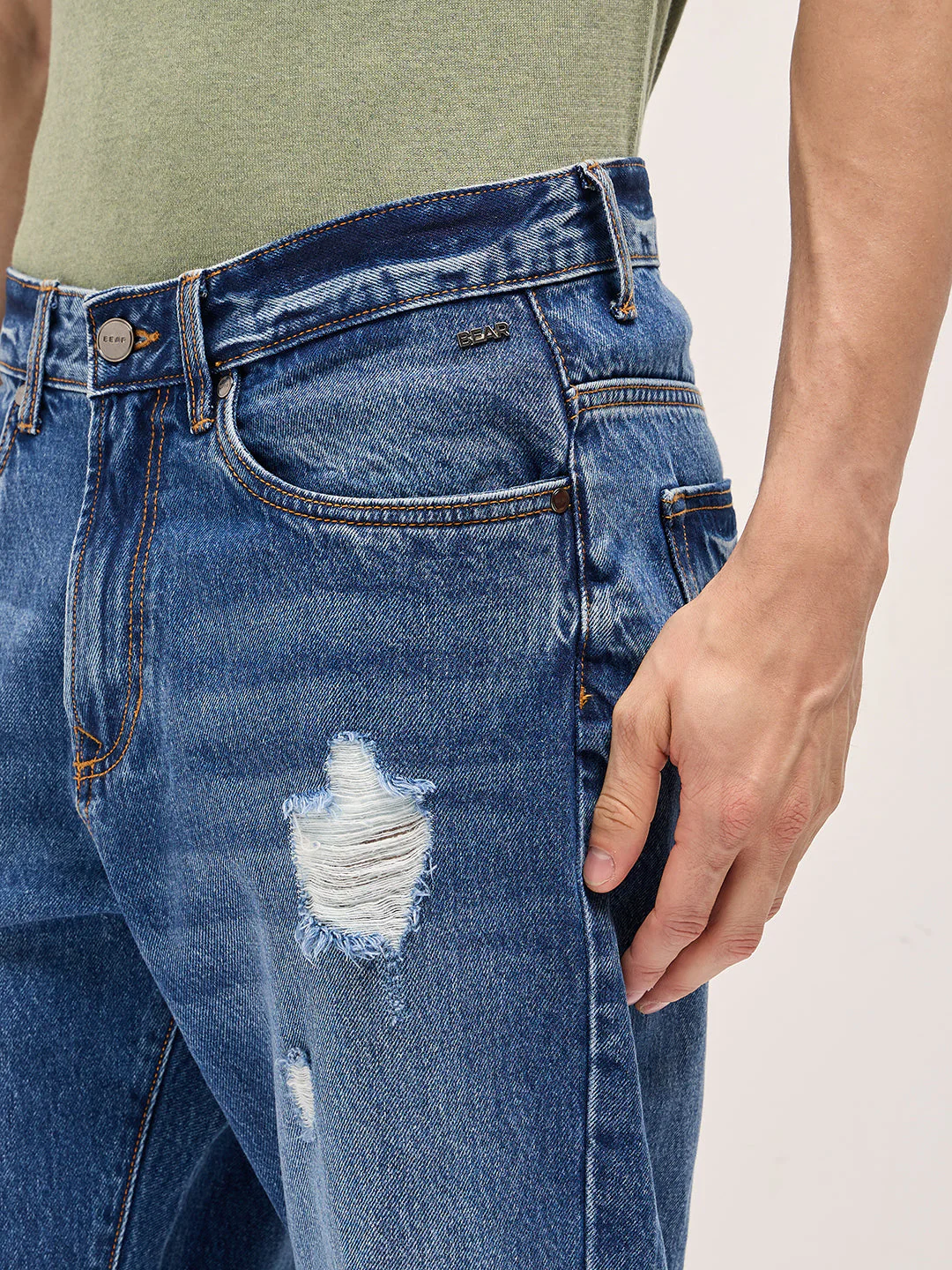Men Mid BlueLight Fade High Distressed Mid-Rise Relaxed Fit Jeans - Image 6
