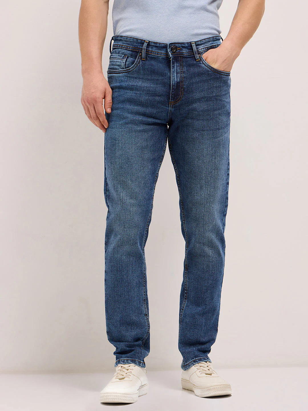 Men Mid BlueLight Fade Slim Fit Mid-Rise Jeans - Image 7