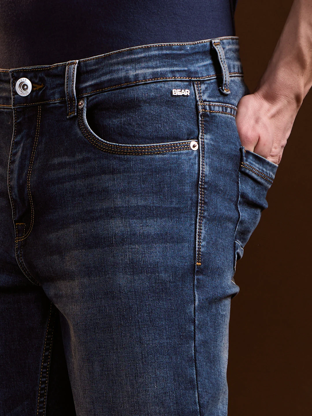 Men Mid BlueLight Fade Slim Fit Mid-Rise Jeans - Image 5