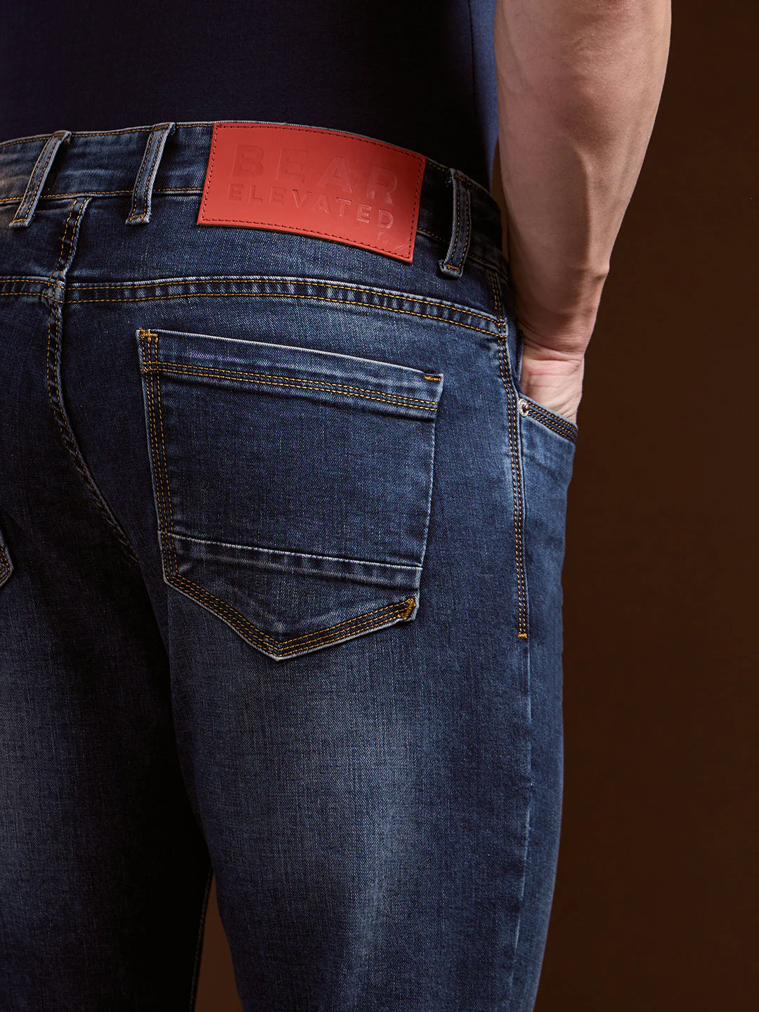 Men Mid BlueLight Fade Slim Fit Mid-Rise Jeans - Image 6