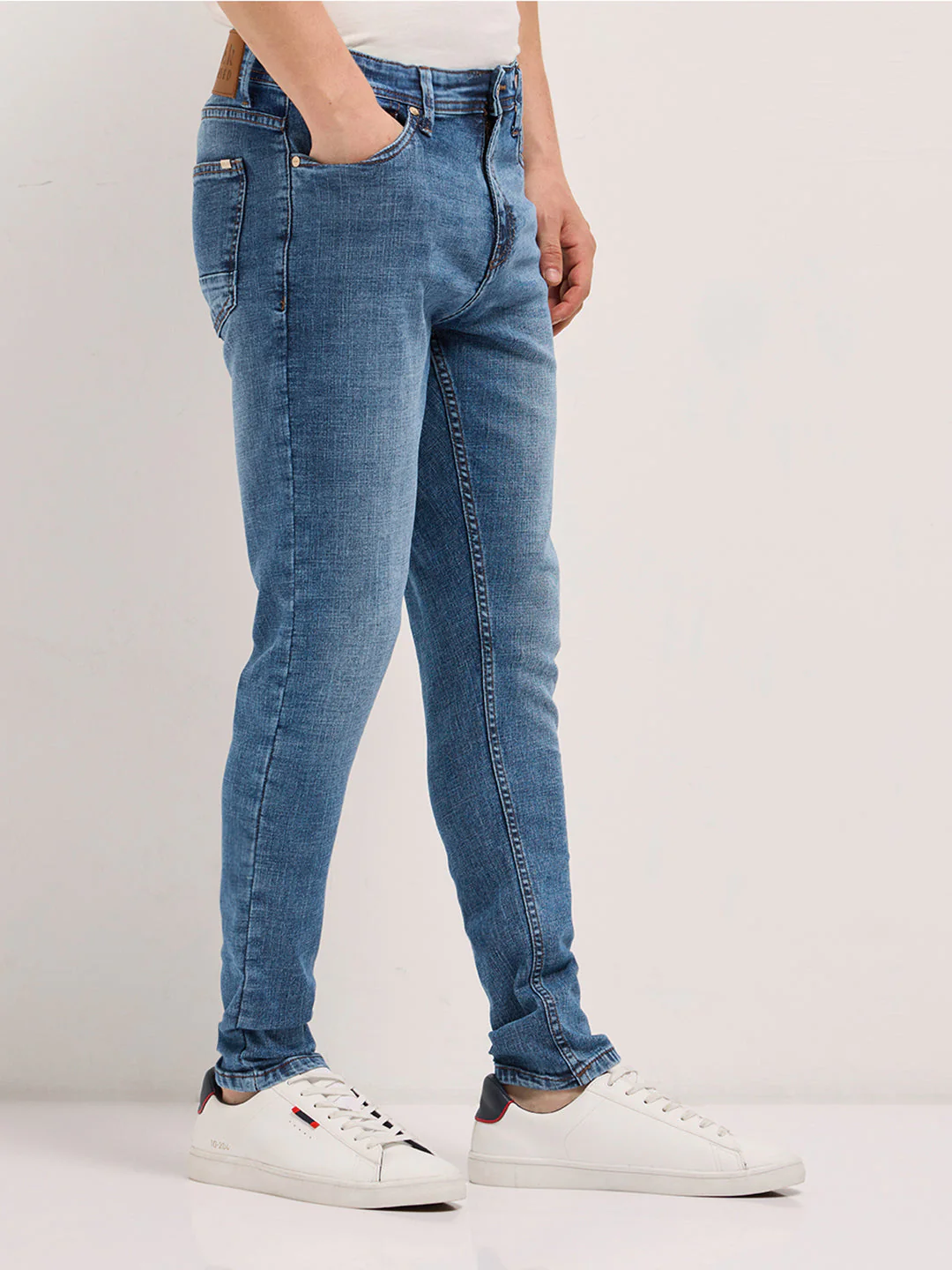 Men Mid BlueMid Fade Mid-Rise Skinny Fit Jeans - Image 3