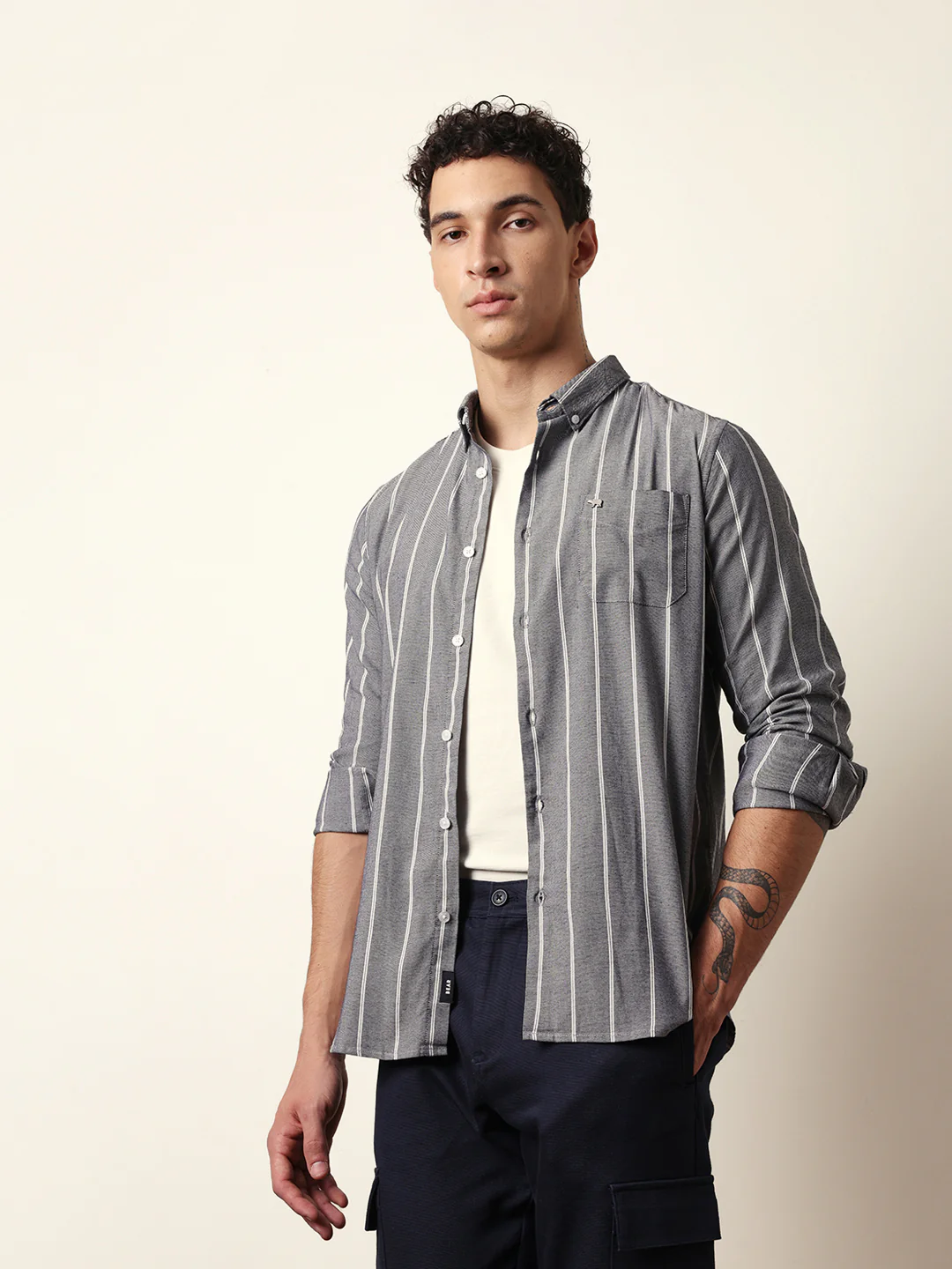 Men Modern Fit Casual Shirt - Image 5