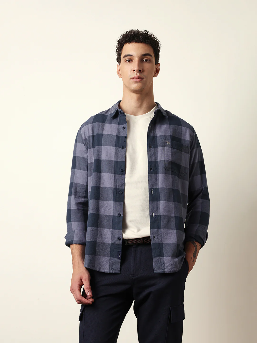 Men Modern Fit Casual Shirt - Image 3