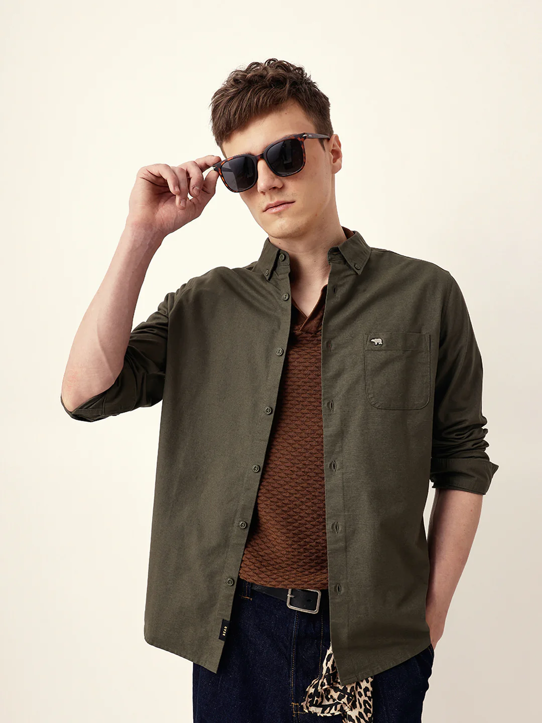 Men Modern Fit Casual Shirt