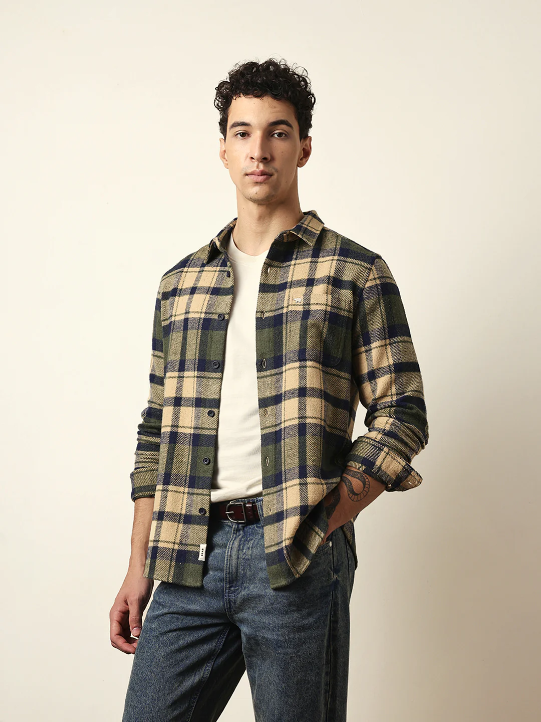 Men Modern Fit Casual Shirt - Image 4