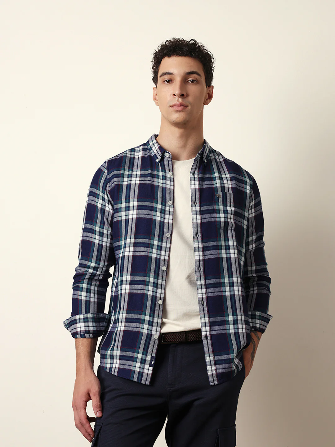 Men Modern Fit Casual Shirt - Image 3