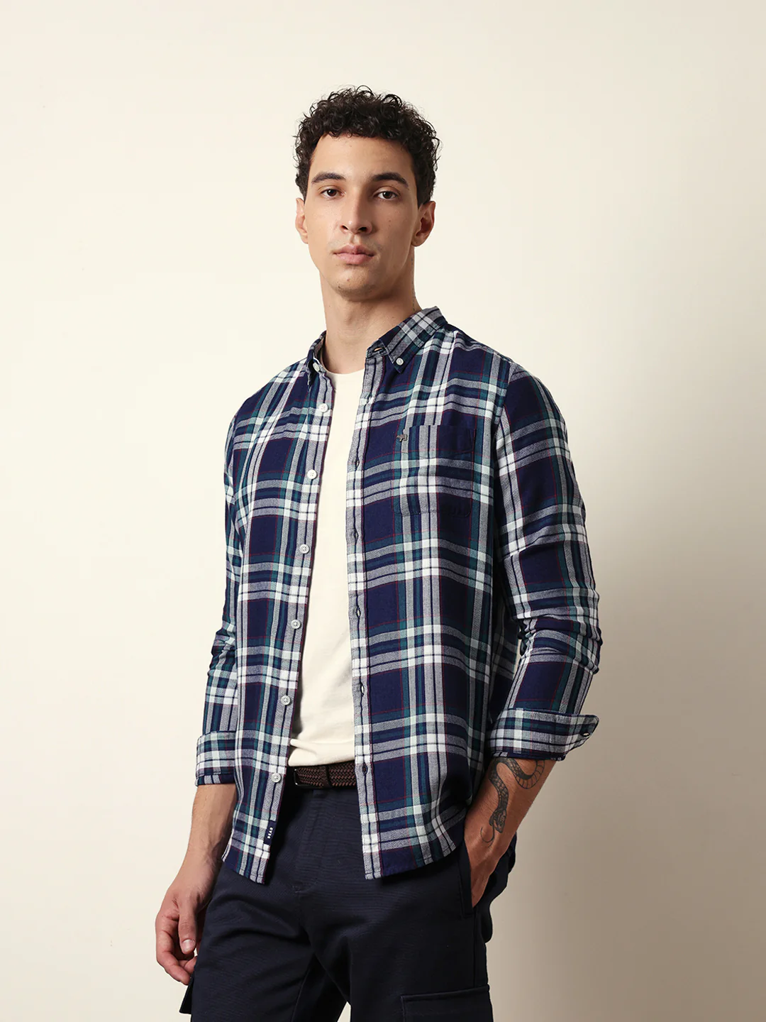 Men Modern Fit Casual Shirt - Image 4