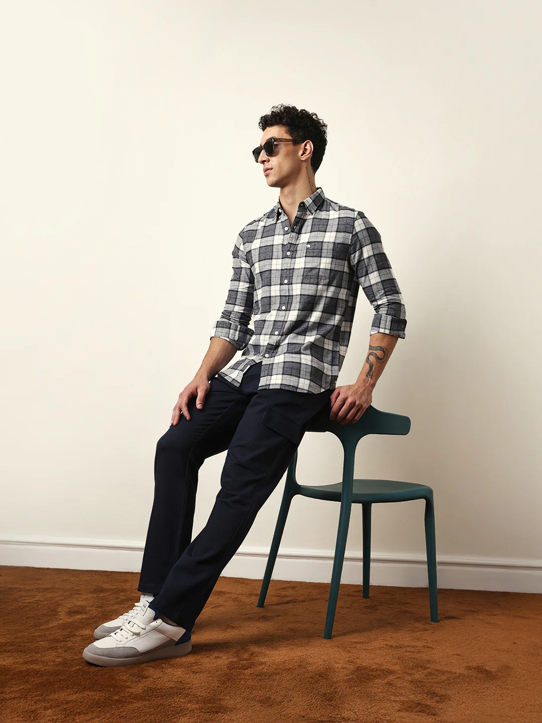 Men Modern Fit Casual Shirt - Image 2
