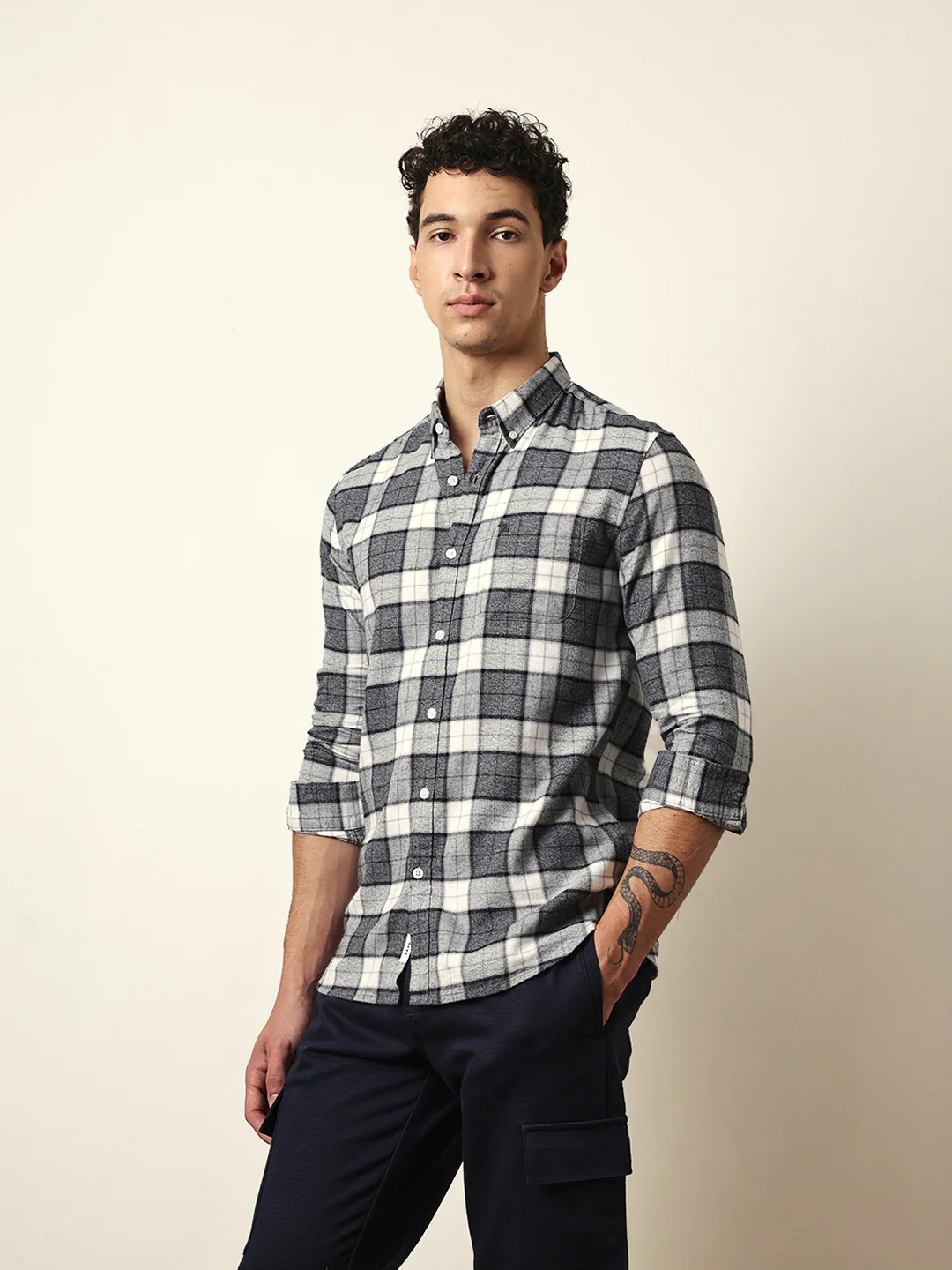 Men Modern Fit Casual Shirt - Image 4