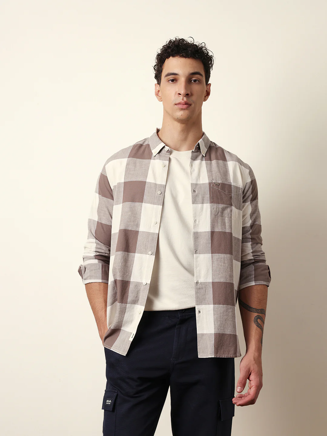 Men Modern Fit Casual Shirt - Image 3
