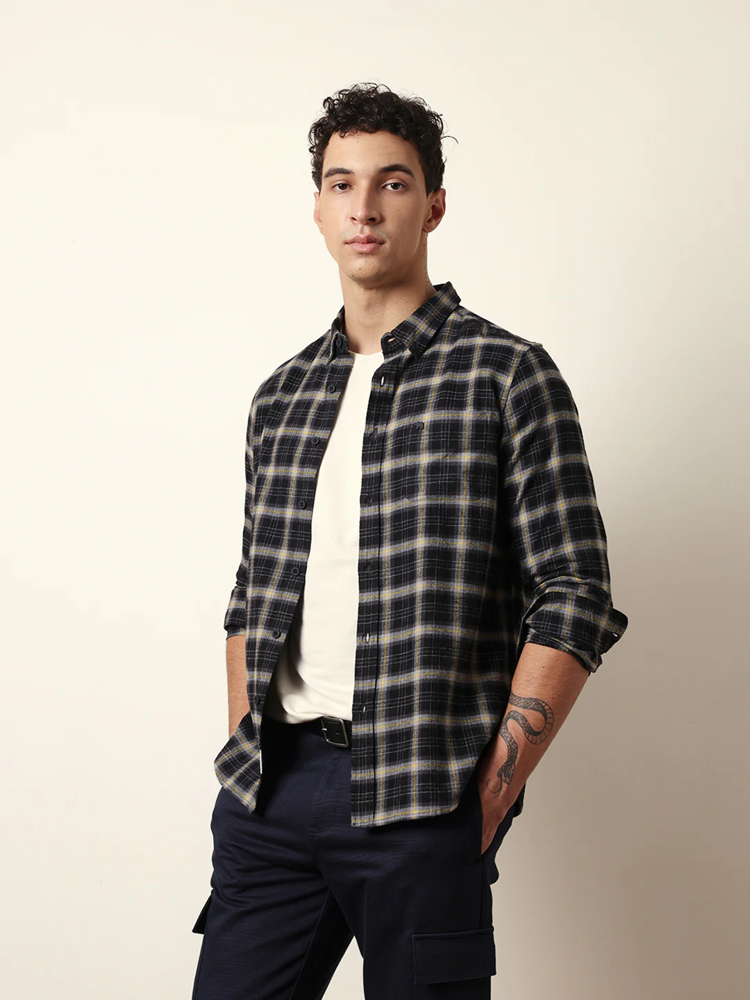 Men Modern Fit Casual Shirt - Image 4