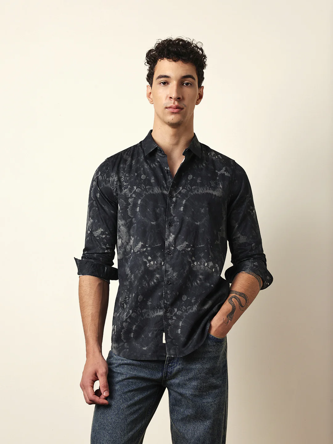 Men Modern Fit Casual Shirt - Image 3
