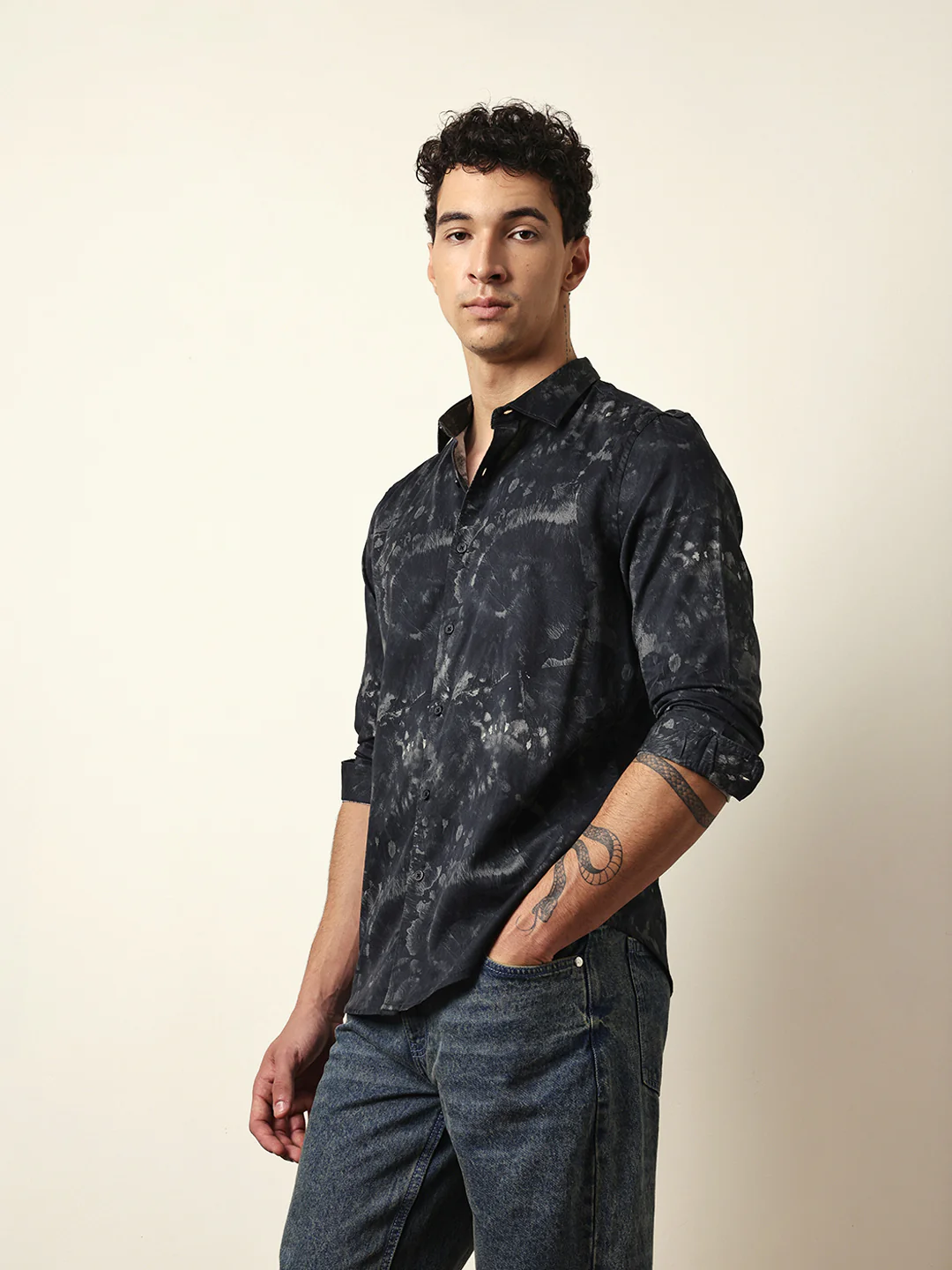 Men Modern Fit Casual Shirt - Image 4