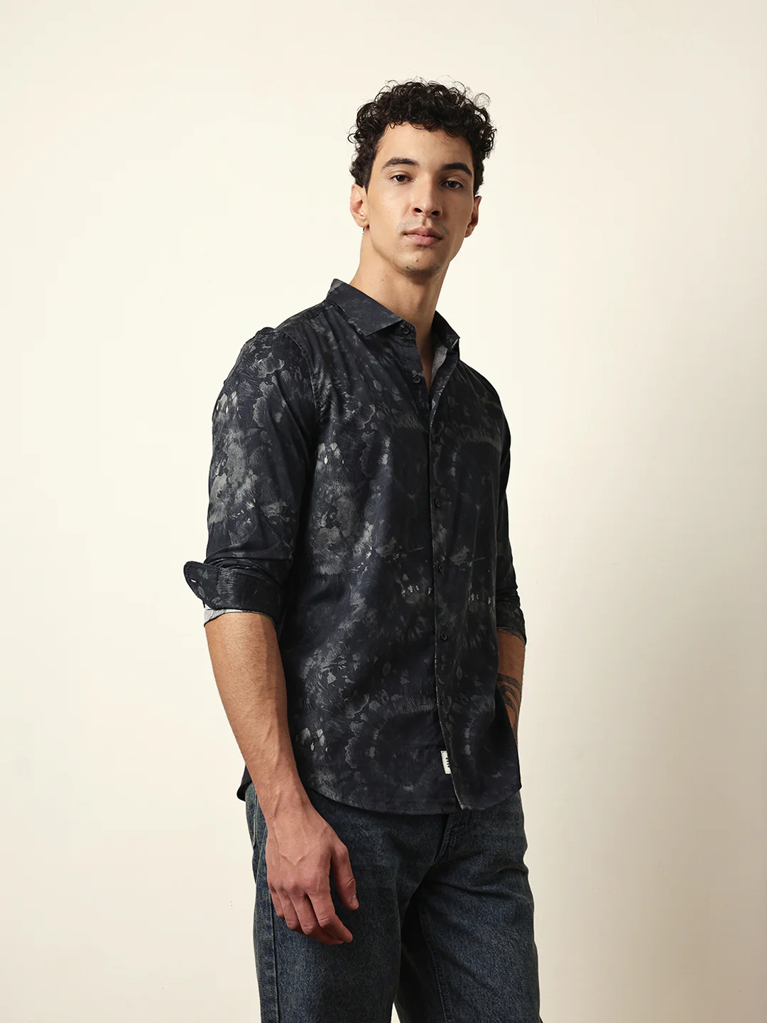 Men Modern Fit Casual Shirt - Image 5