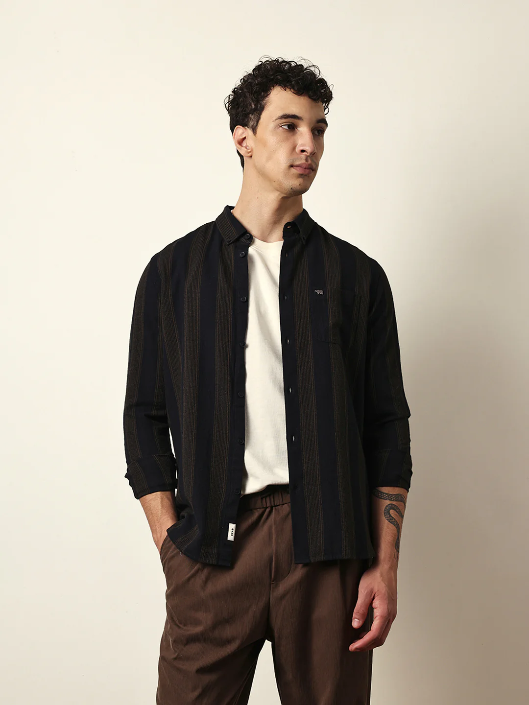 Men Modern Fit Casual Shirt - Image 3
