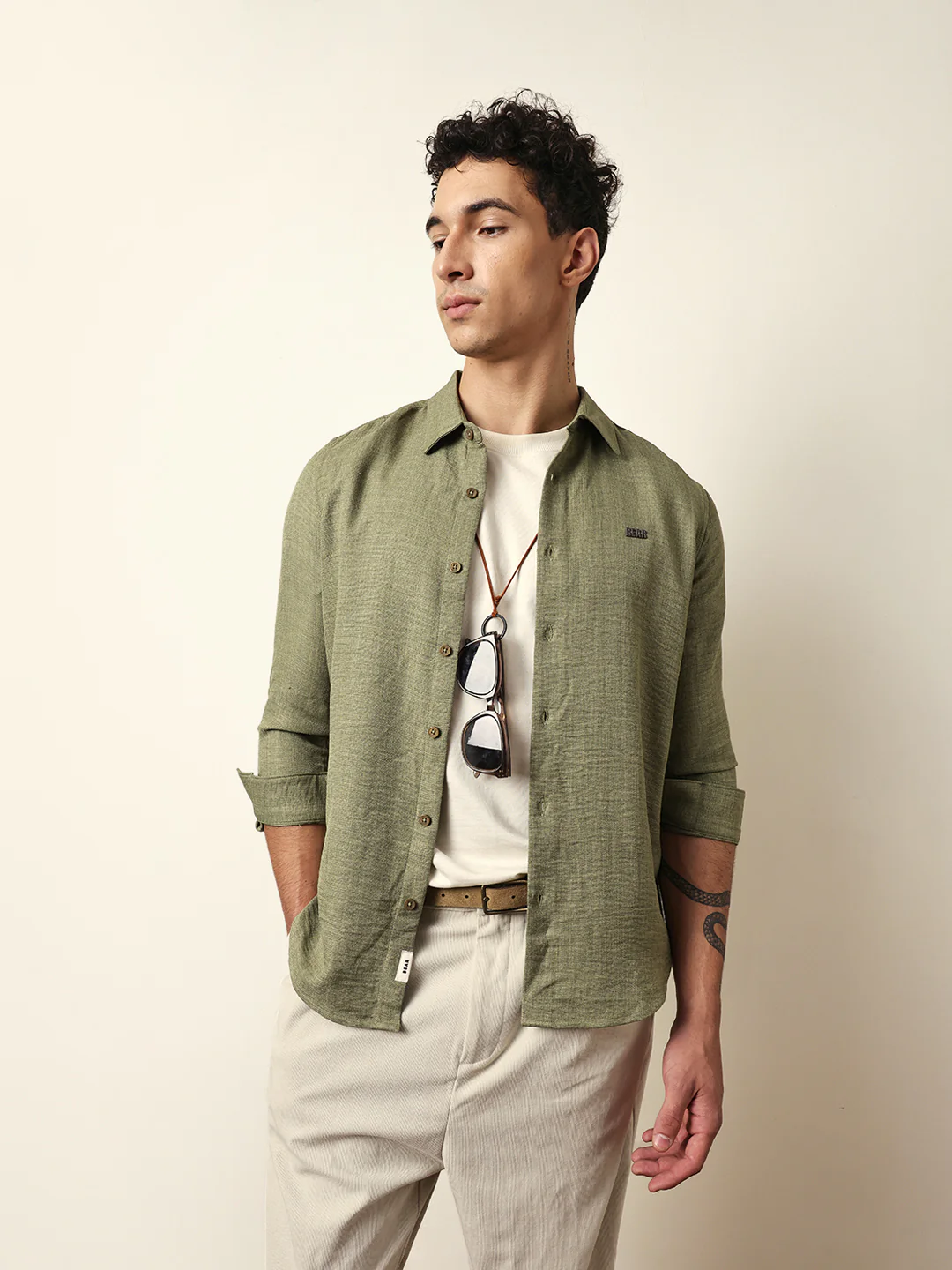 Men Modern Fit Casual Shirt