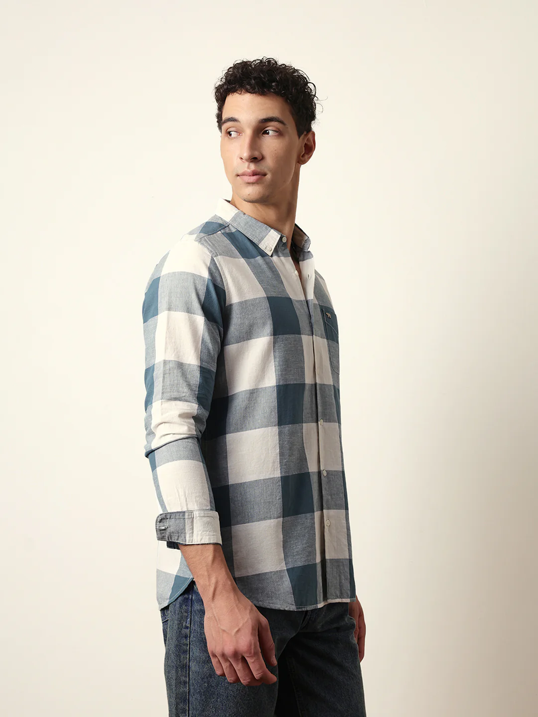 Men Modern Fit Casual Shirt - Image 5