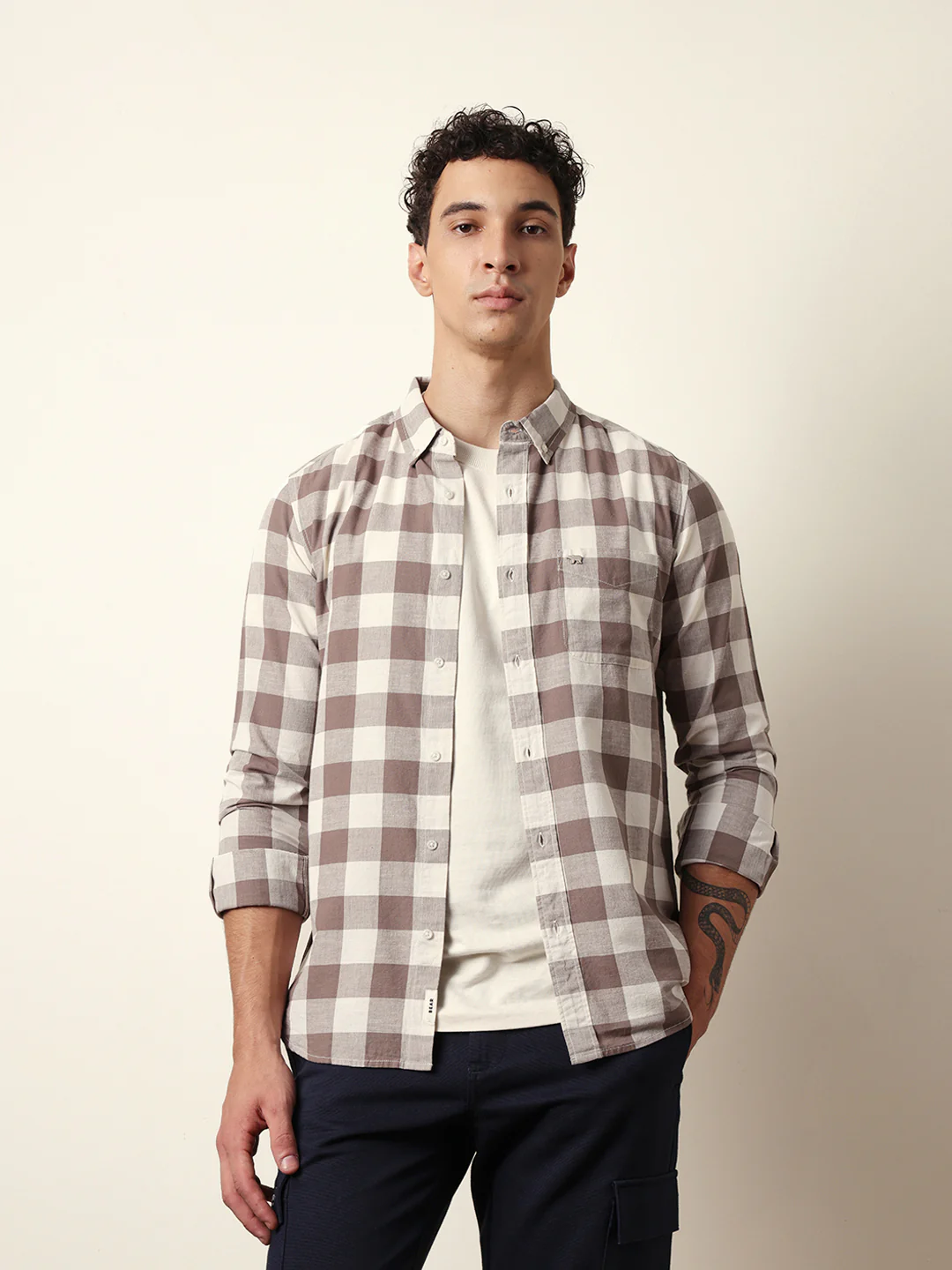 Men Modern Fit Casual Shirt - Image 3