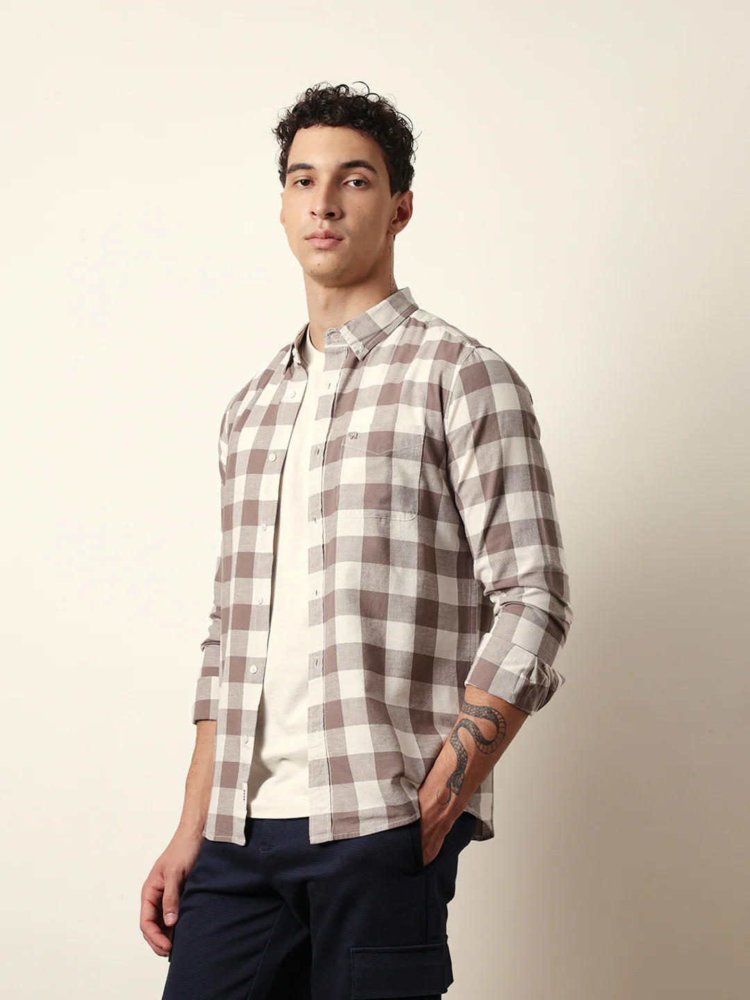 Men Modern Fit Casual Shirt - Image 4